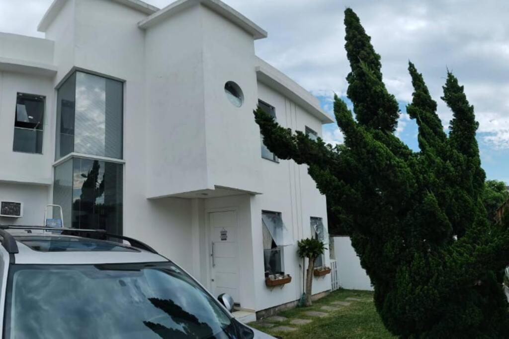 Casa Satt praia do Moçambique - Florianópolis
