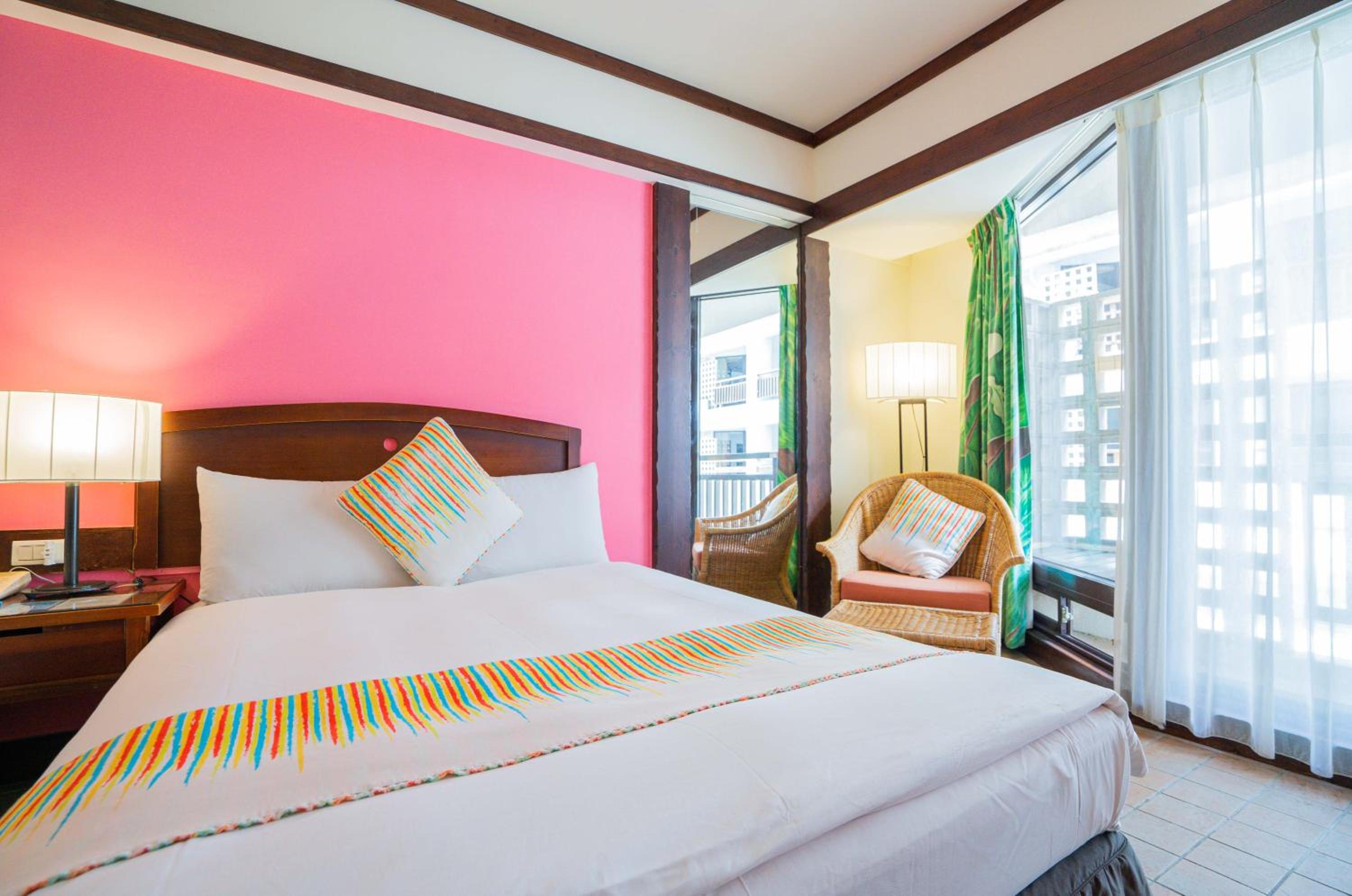 Yoho Beach Resort Kenting