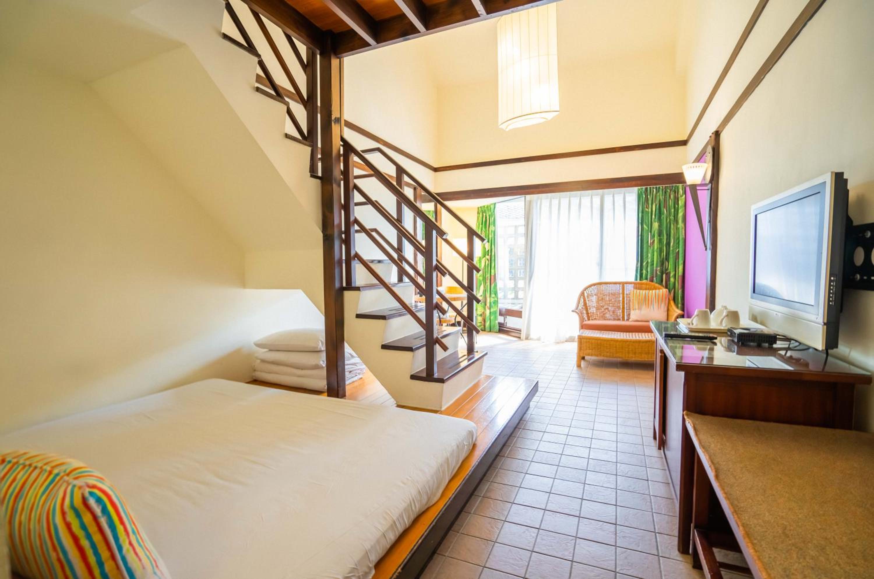 Yoho Beach Resort Kenting