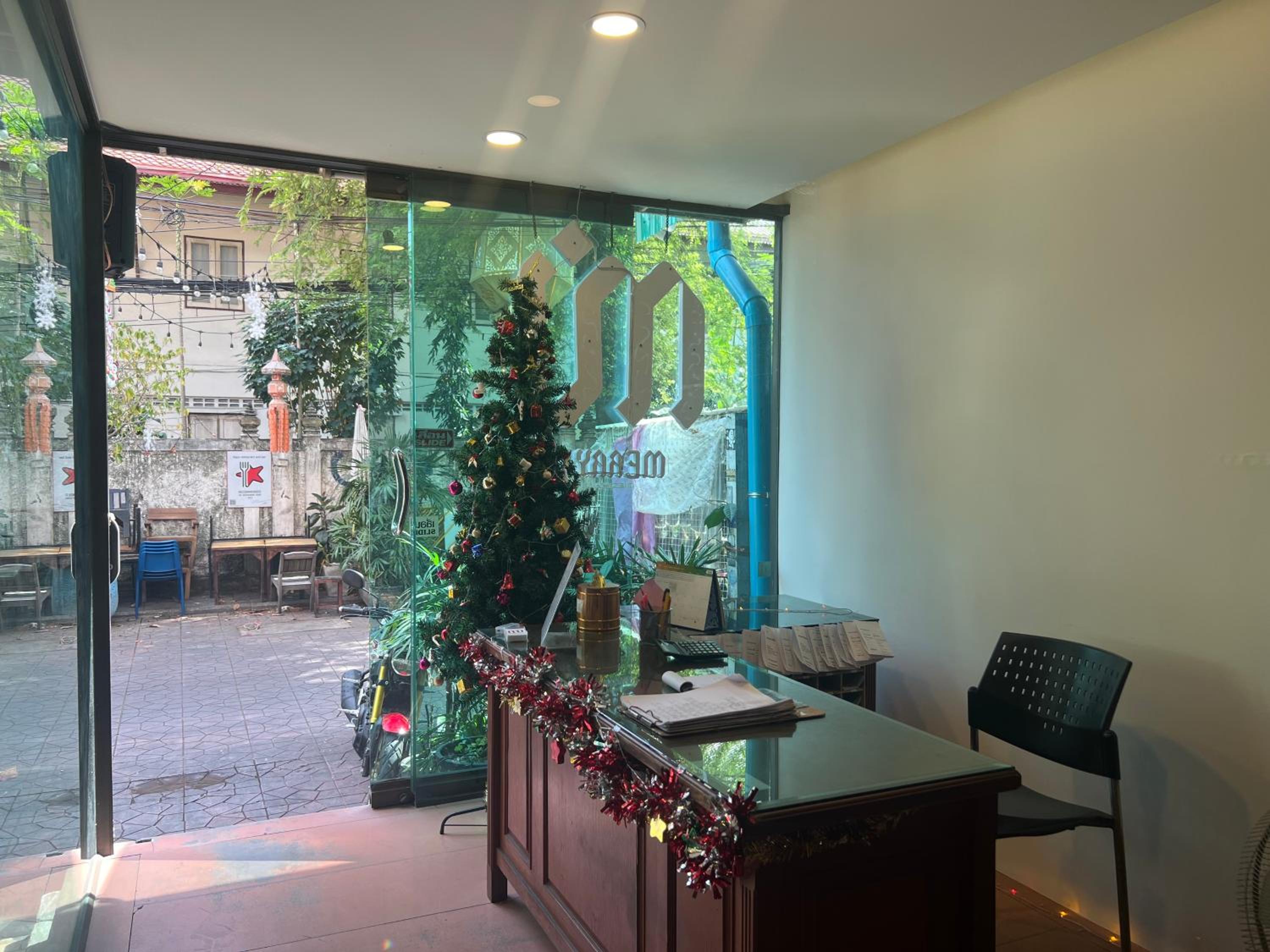 Merry V Guesthouse