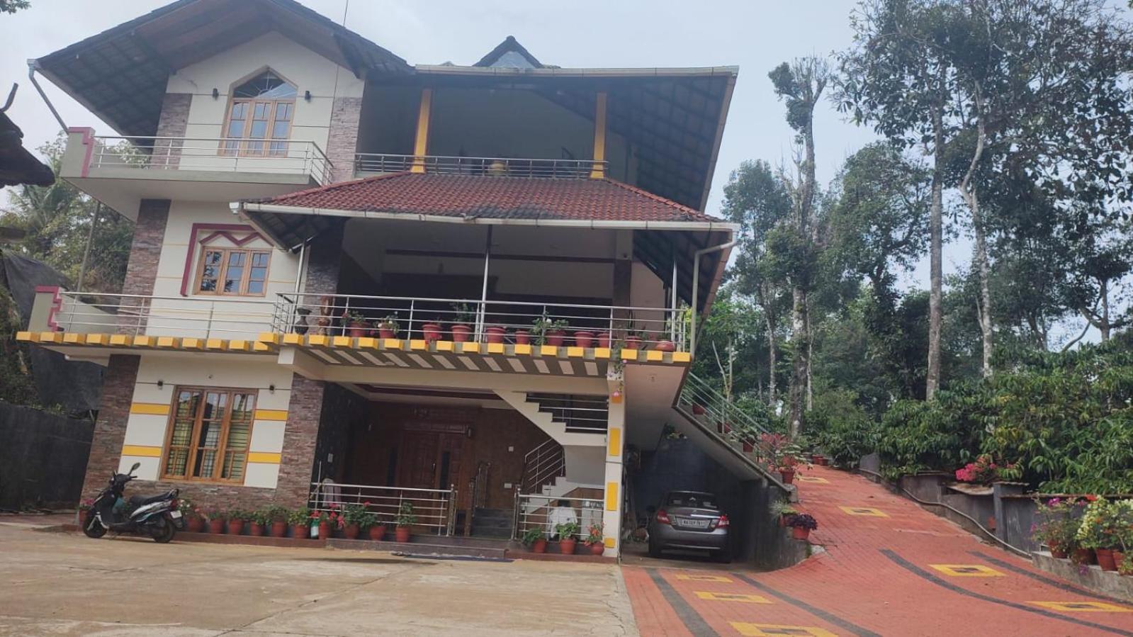 BYMANA ESTATE STAY...! view 3
