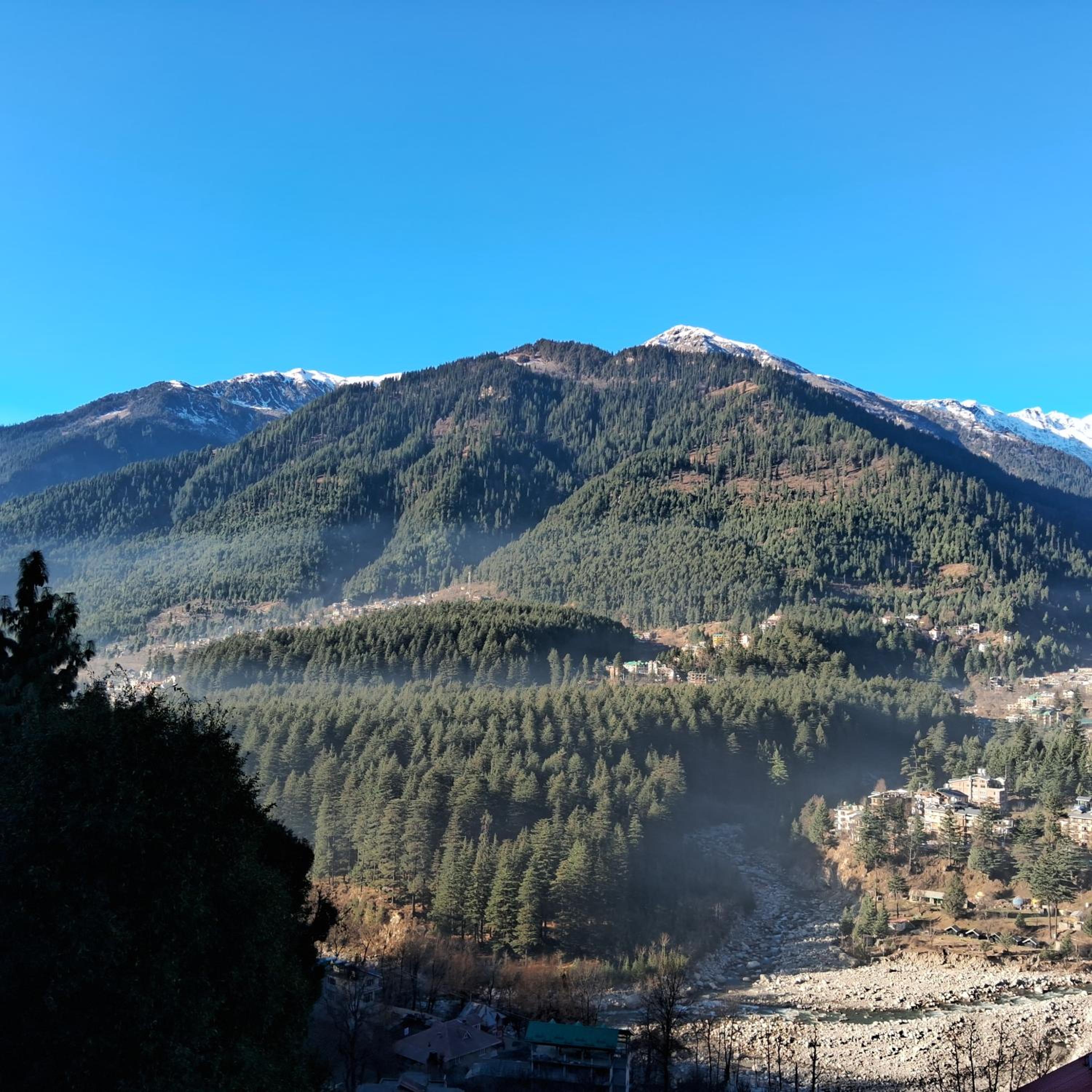 JoginiHills Premium Rooms Manali view 5