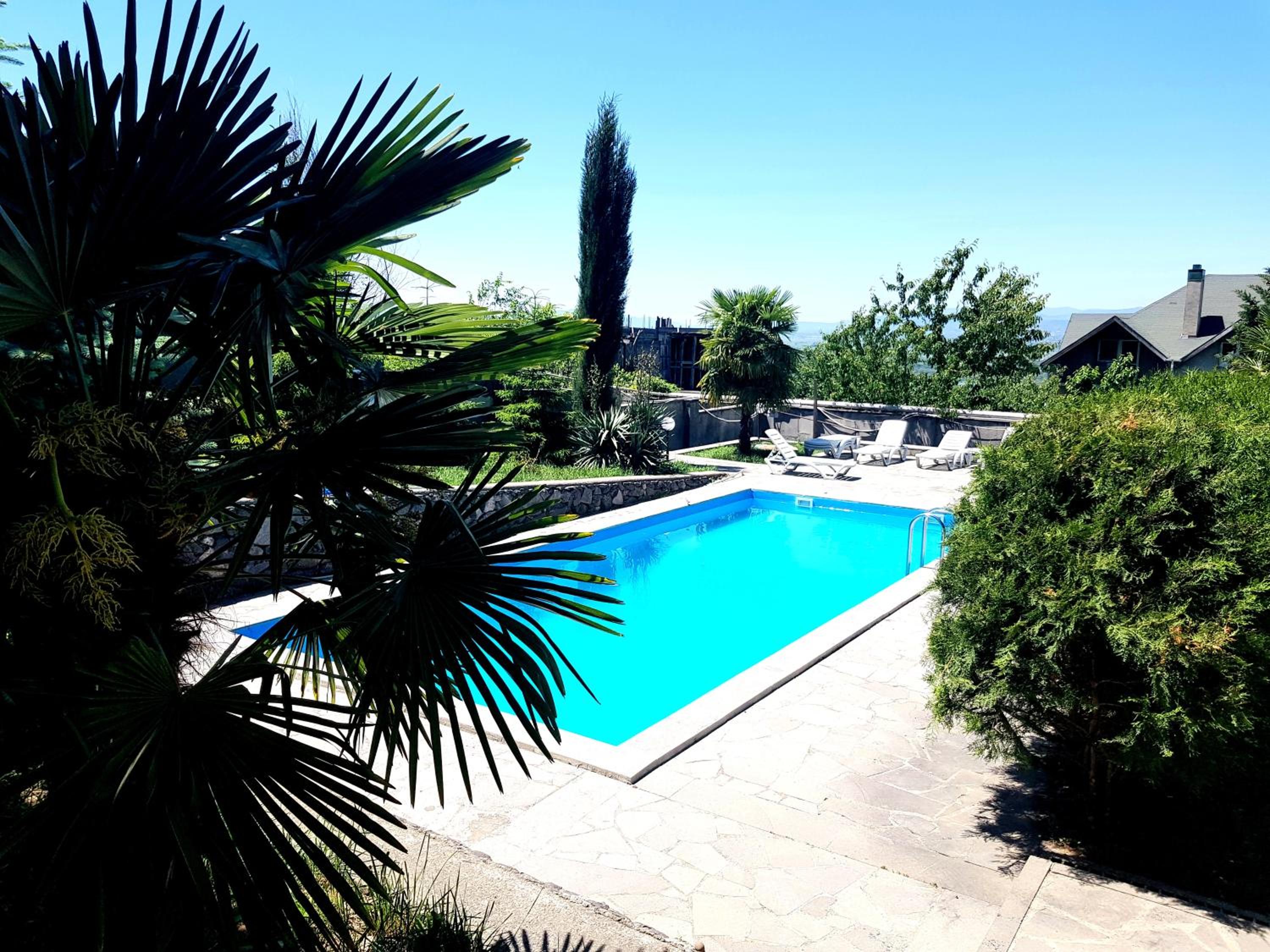 Villa Qeroli Saguramo