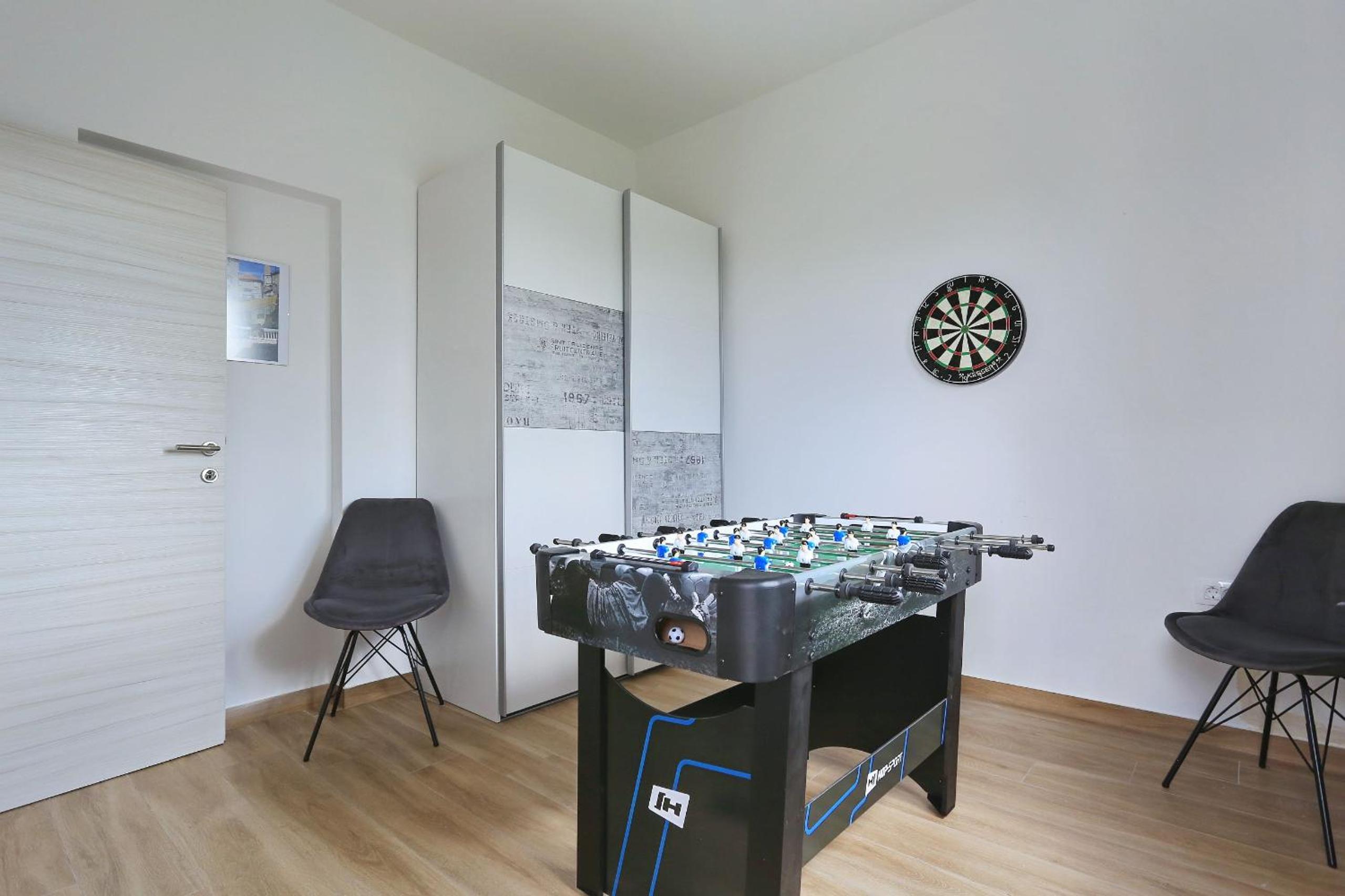 Villa Tri Palme with heated pool