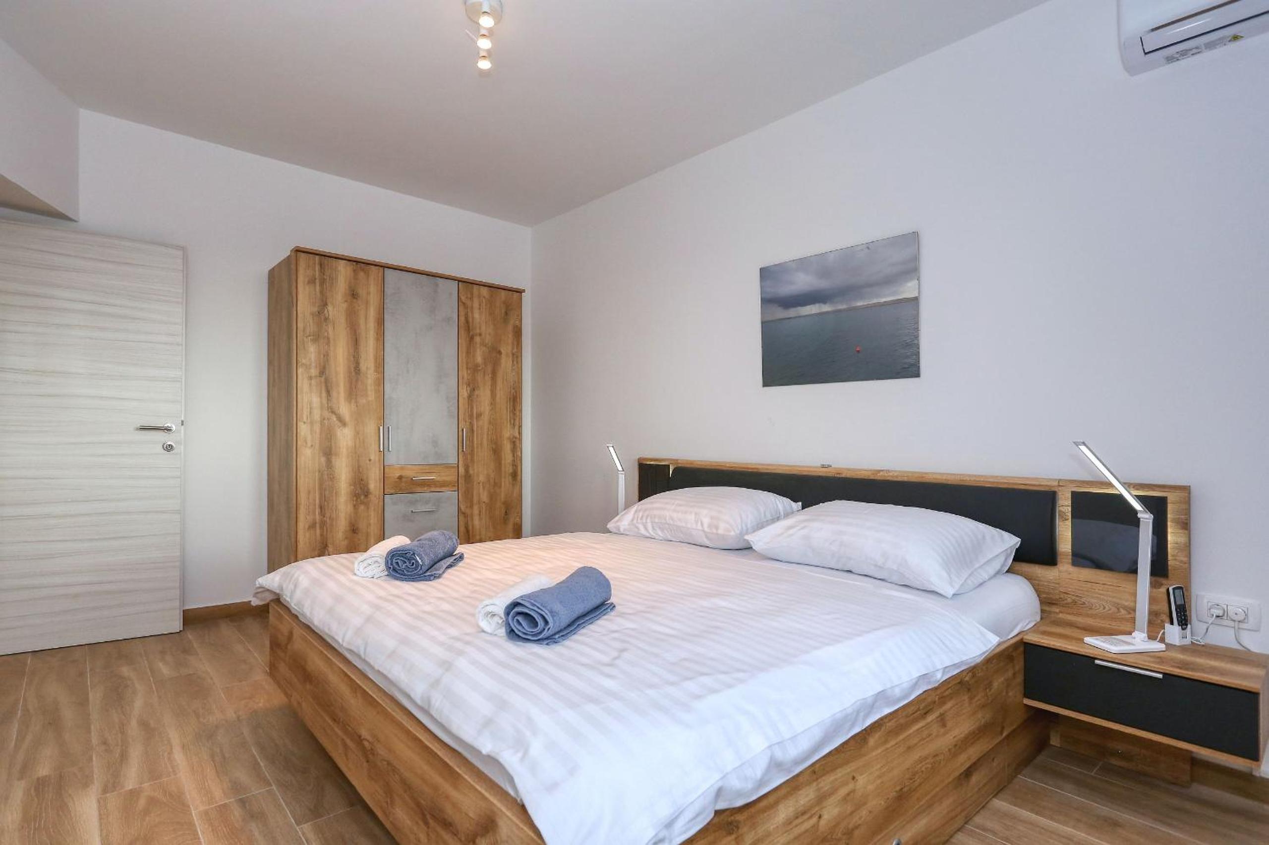 Villa Tri Palme with heated pool