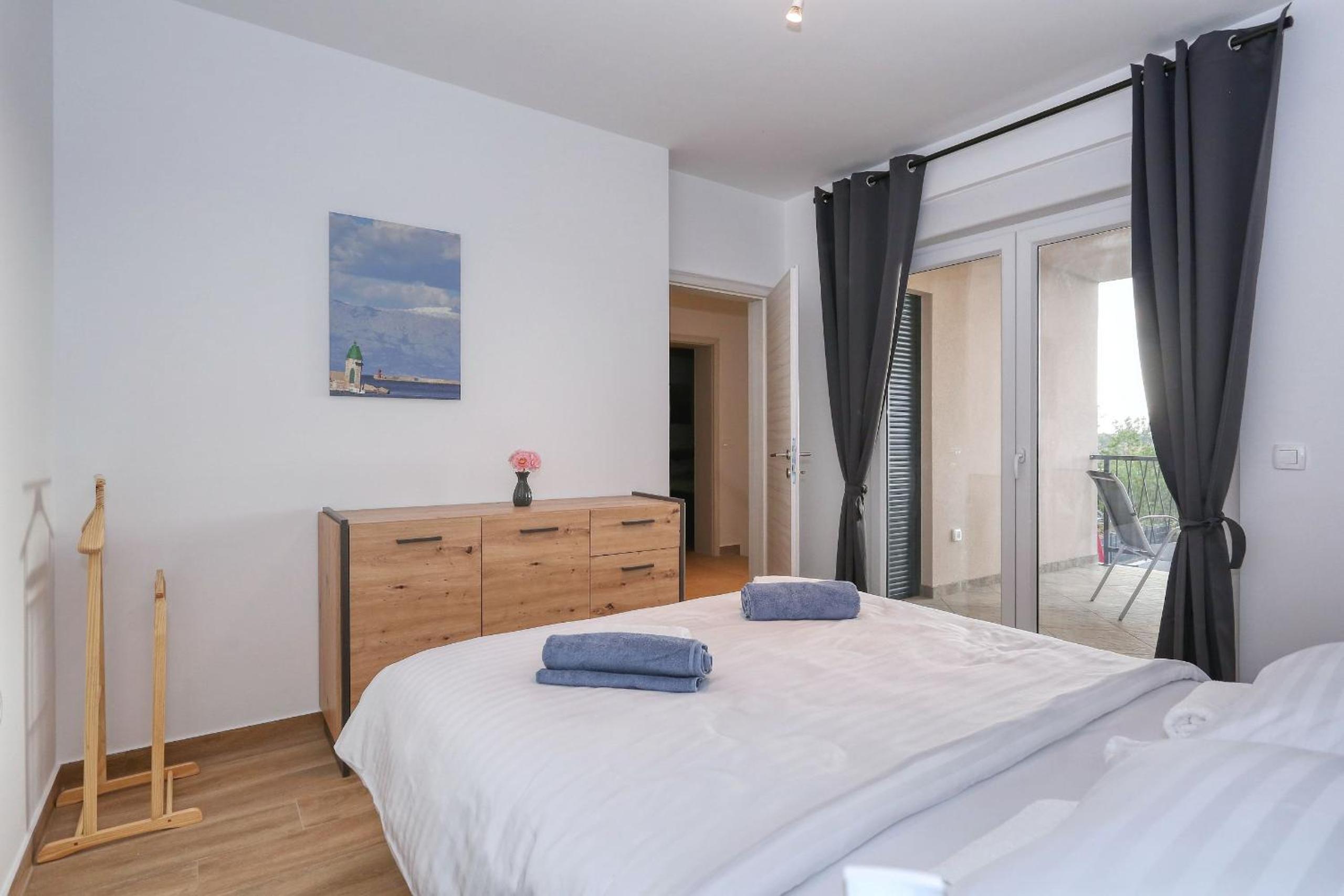 Villa Tri Palme with heated pool