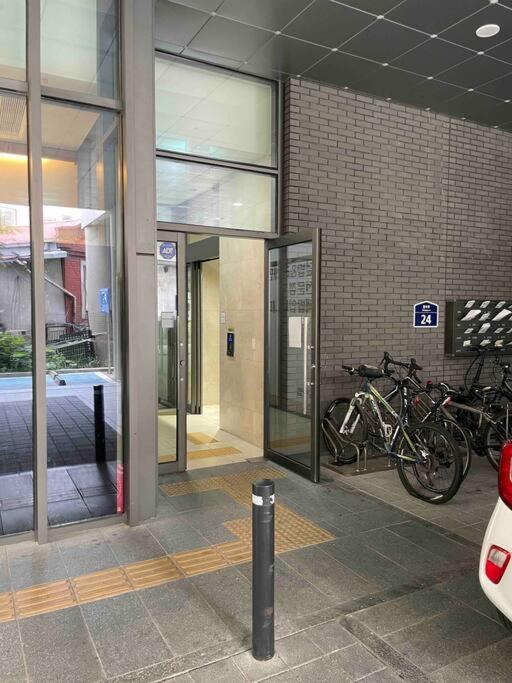 THE SHARE Myeongdong High-rise Floor & Free GYM #Subway station 3min #Myeongdong 10min view 4
