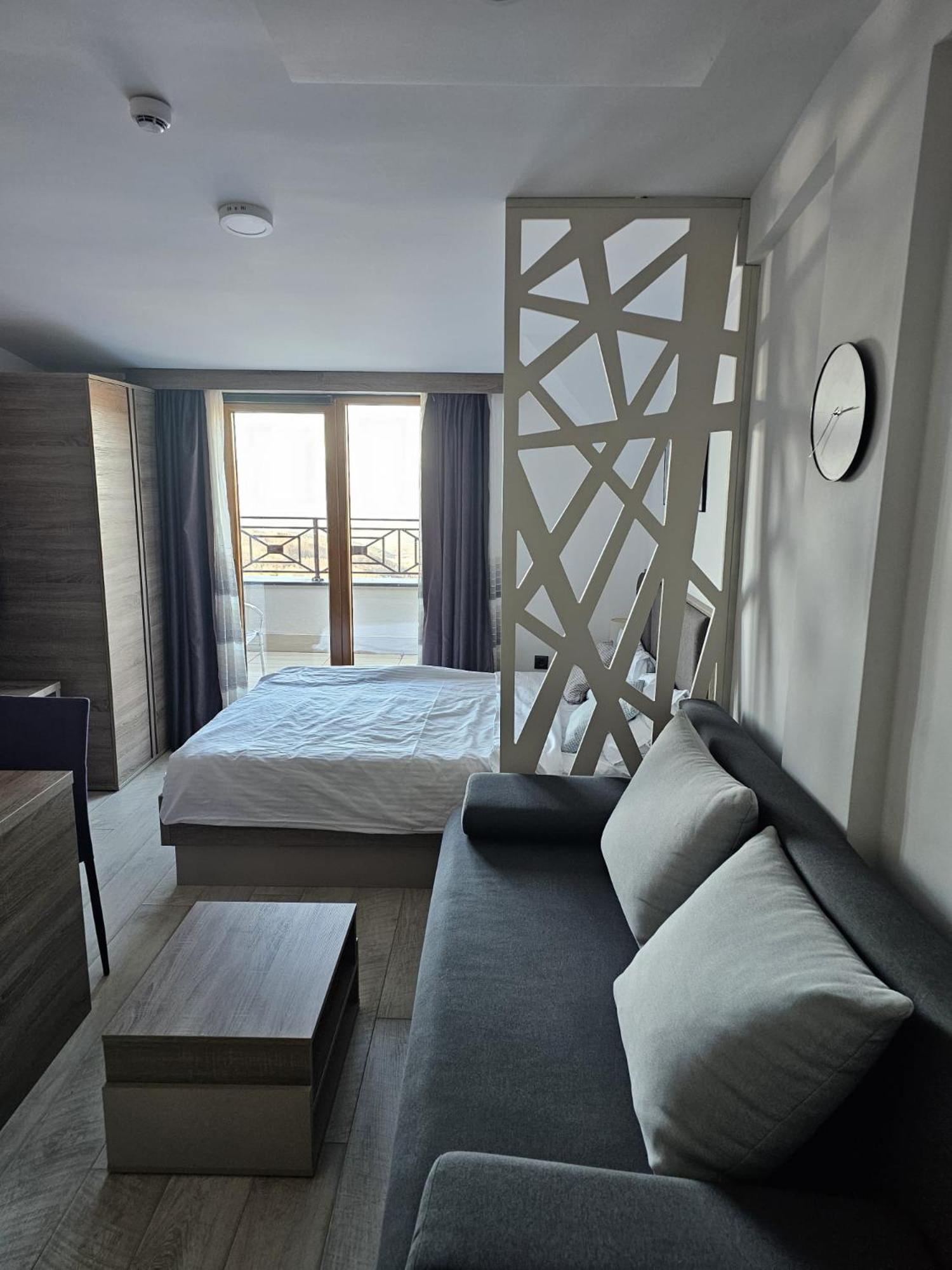 Best Mountain View Apartment Milmari P80 view 3