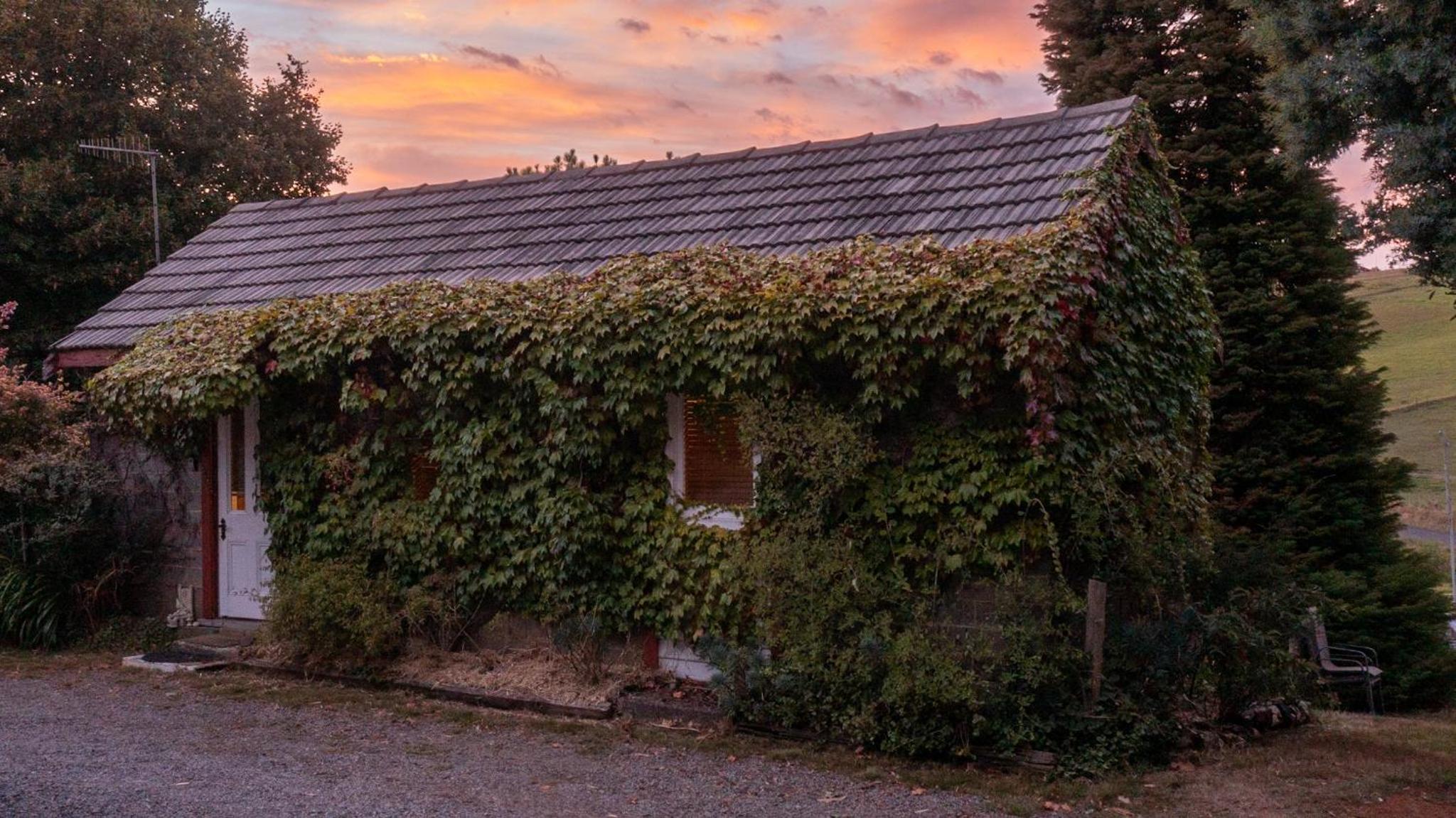 Historic Farm Romance with Miniature Goat Feeding at Hideaway Farmlet
