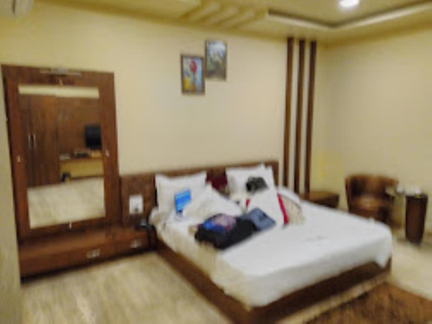 Hotel Saroj Sagar Madhya Pradesh view 2