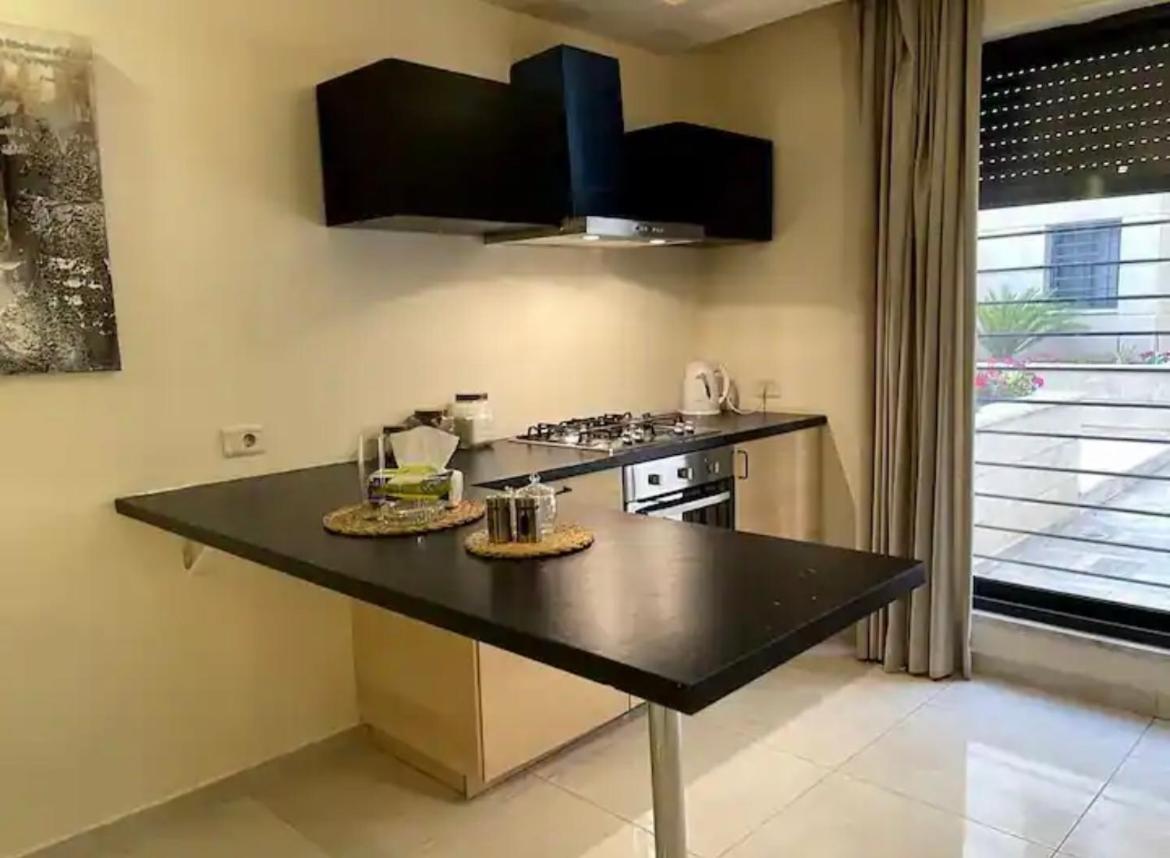 Luxurious cozy apartment view 4