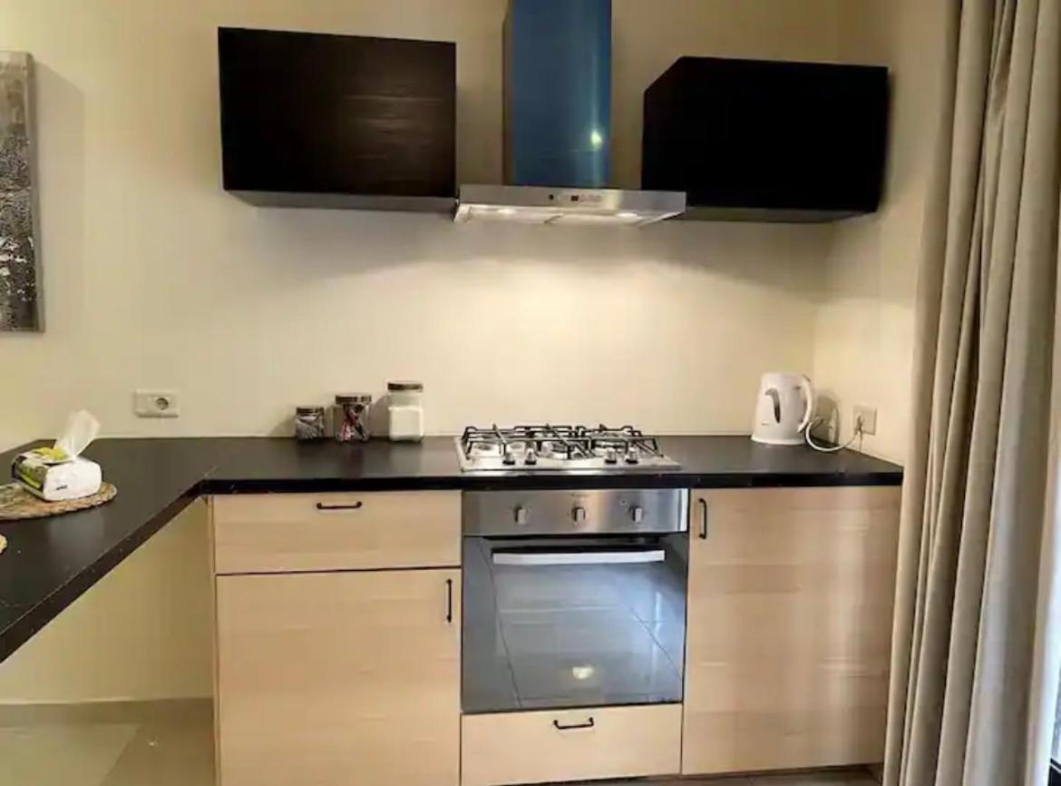 Luxurious cozy apartment view 5