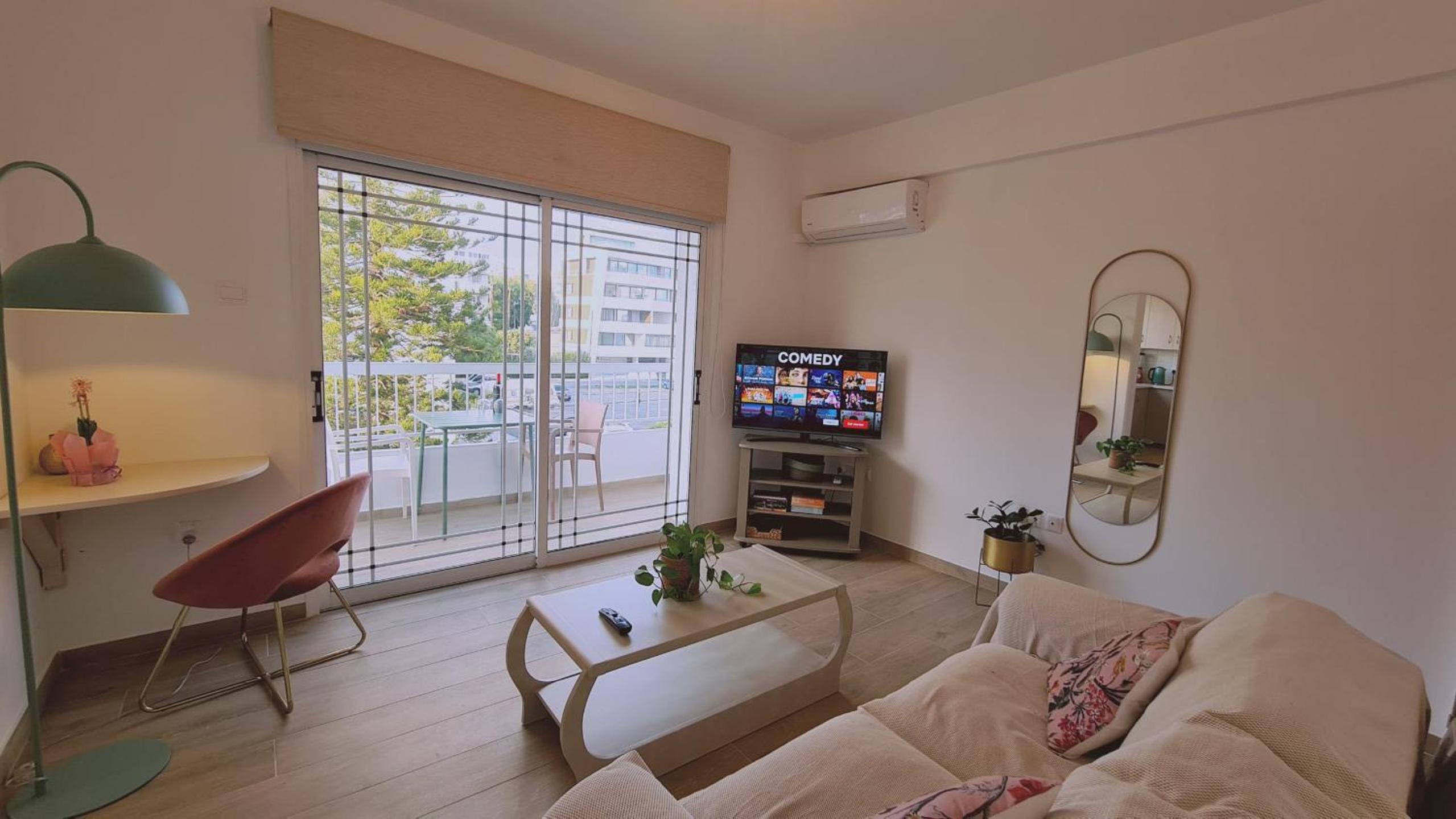 STAY Sunlit Apartment