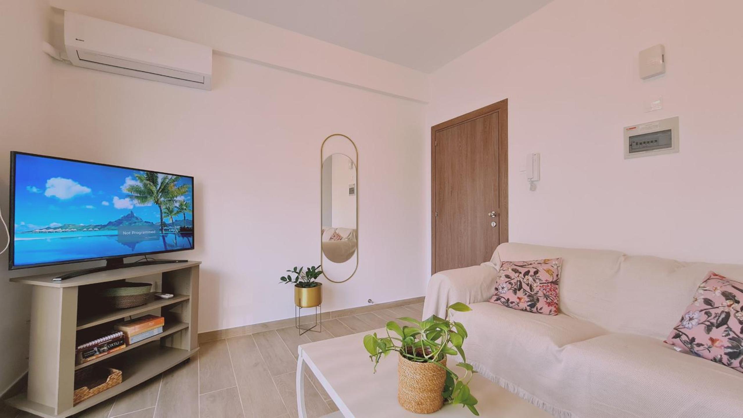 STAY Sunlit Apartment