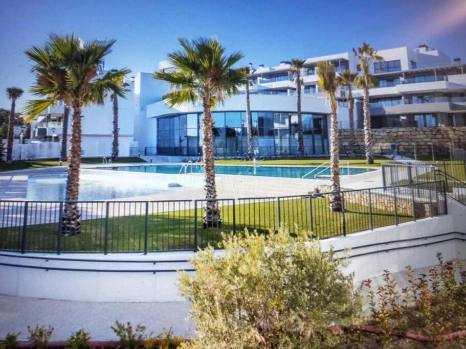 Tranquil sea breeze apartment