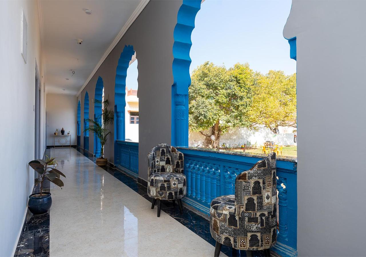 Moustache Pushkar