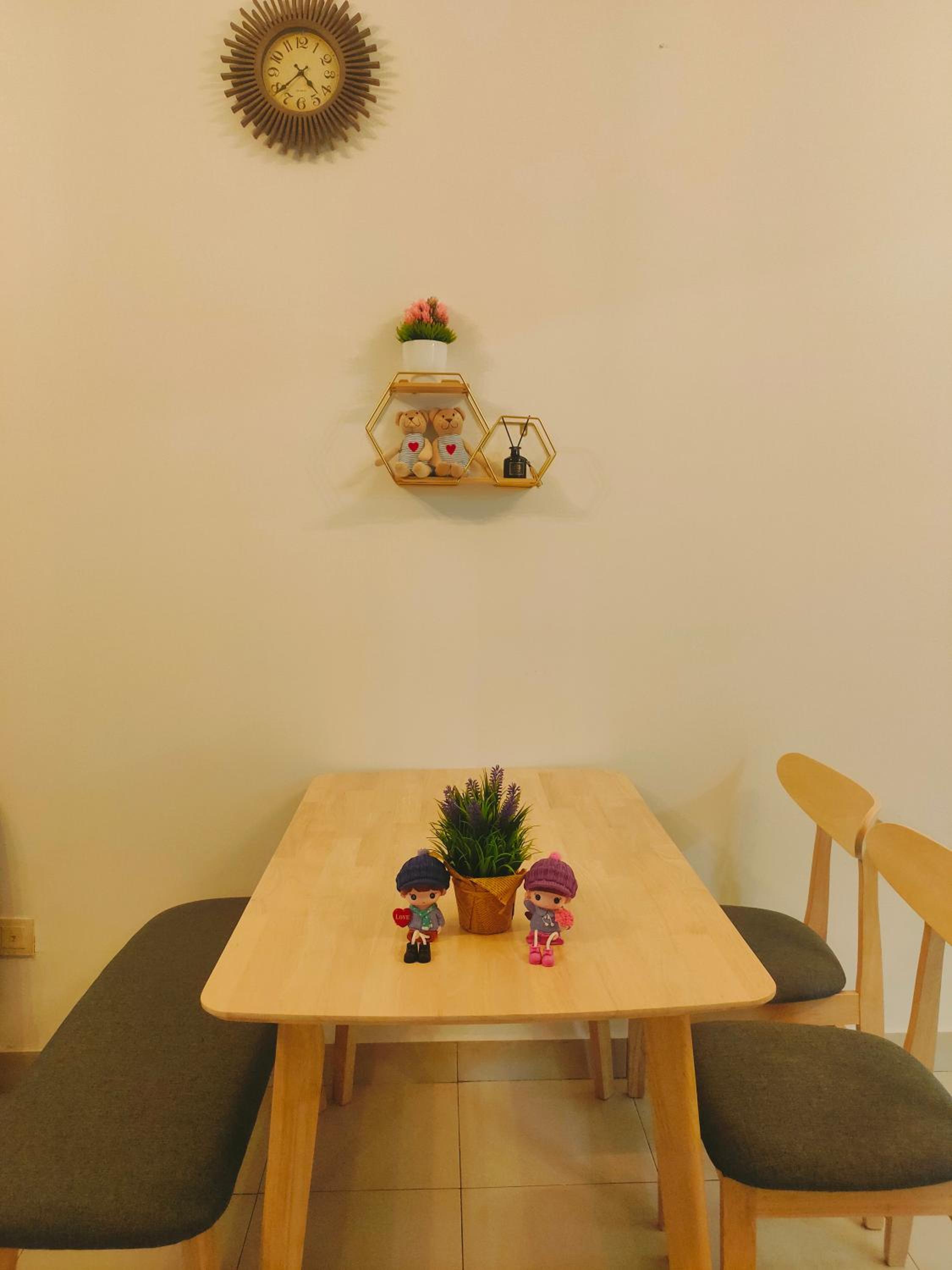 Maison Inn - Affordable Sleeps 6 to 13 near Tebrau AEON & Toppen