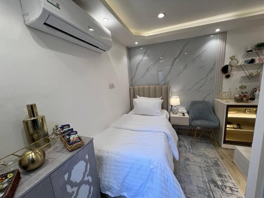 Riyadh Single Studio