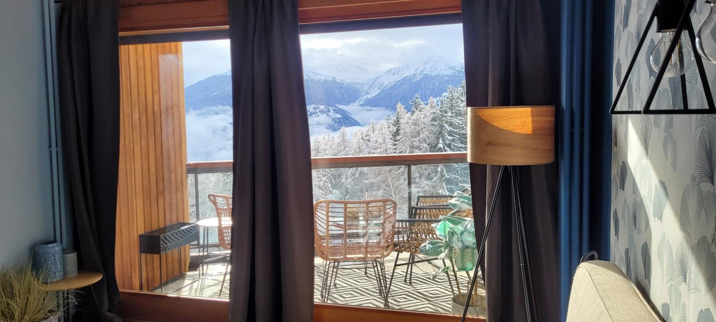 L'AvantGardiste, Spacious 6 bedrooms duplex, panoramic view