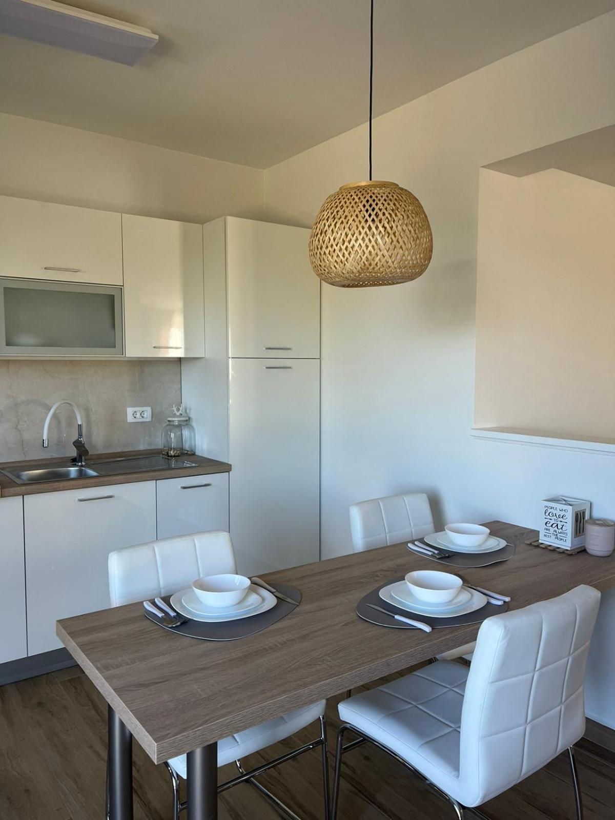 Studio Apartman Nika