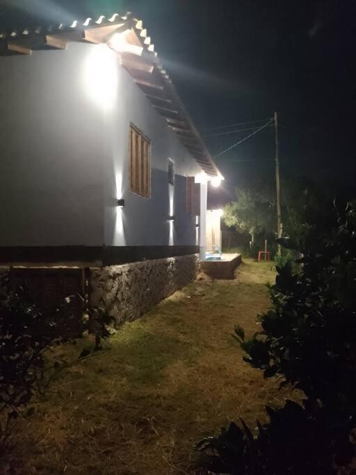 aluga-se casa Itapeva torres