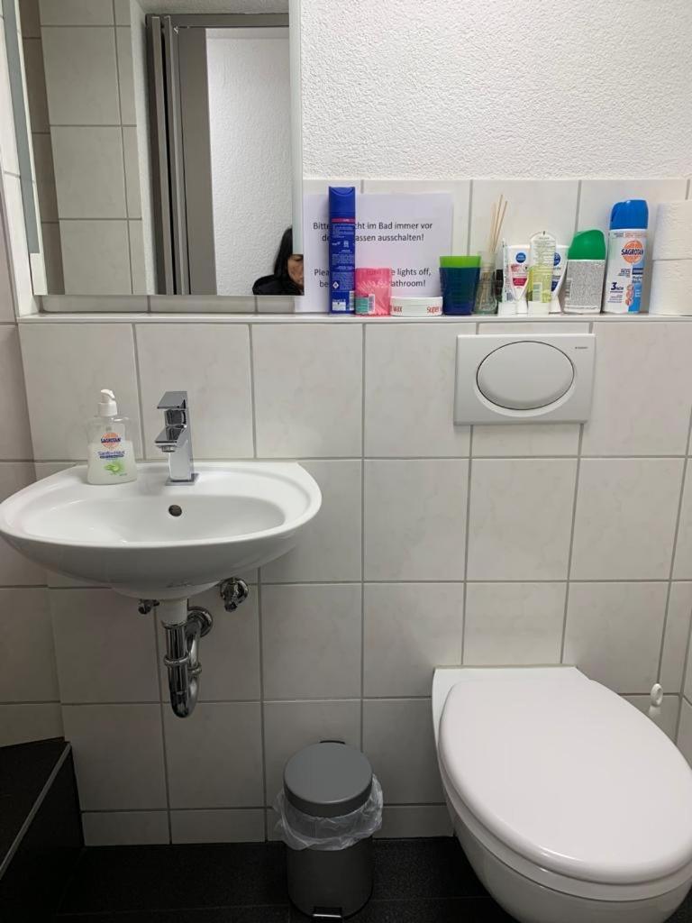 Günstige Zimmer-Unterkunft Zimmer mit Gemeinschaftsbad