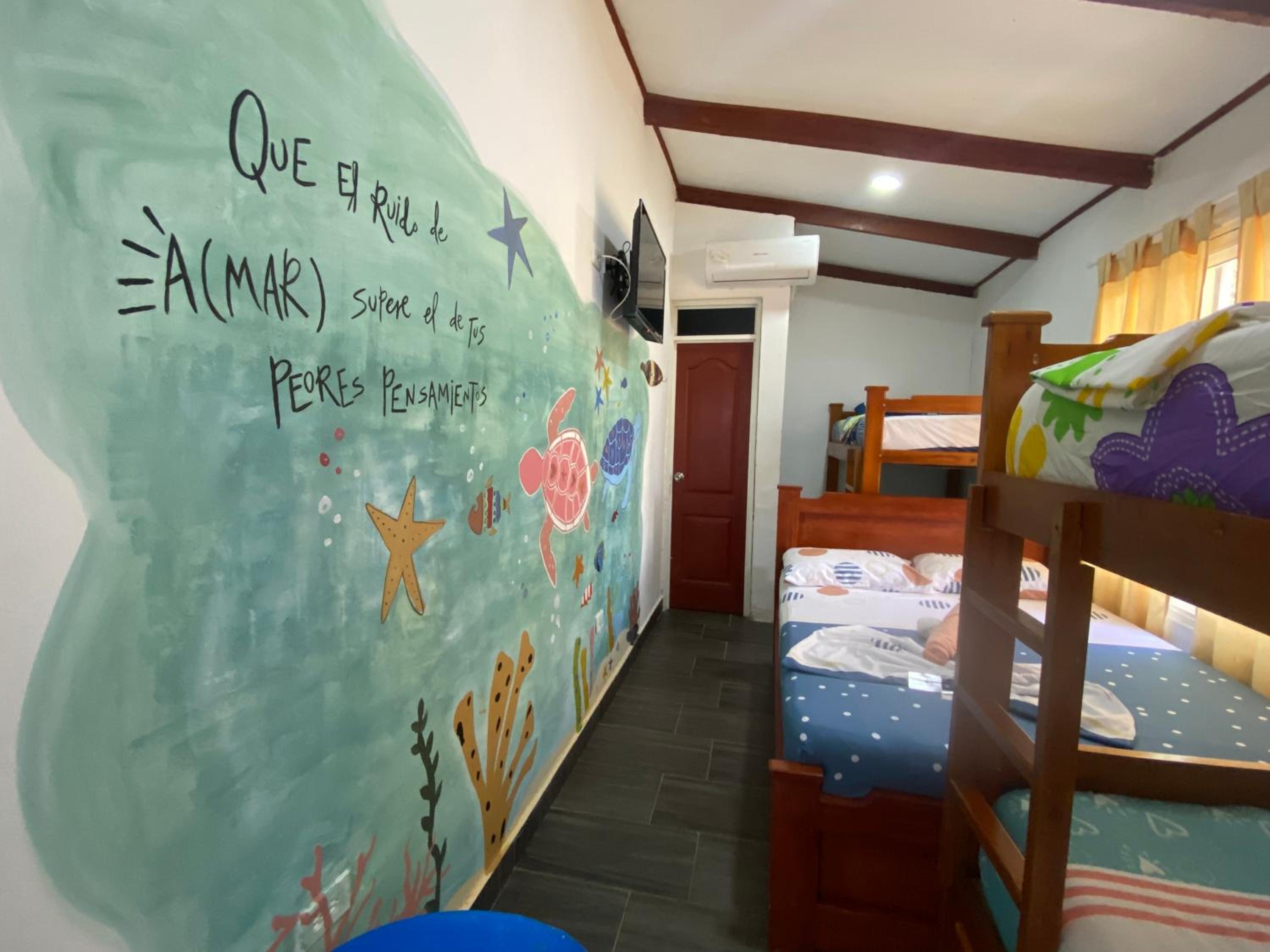 Acuarios Hostal