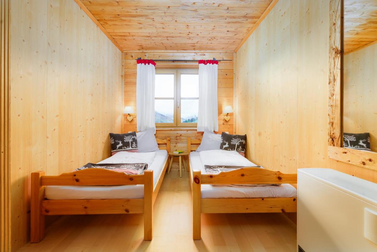 Ski-in & Ski-out out Chalet Maria with amazing mountain view