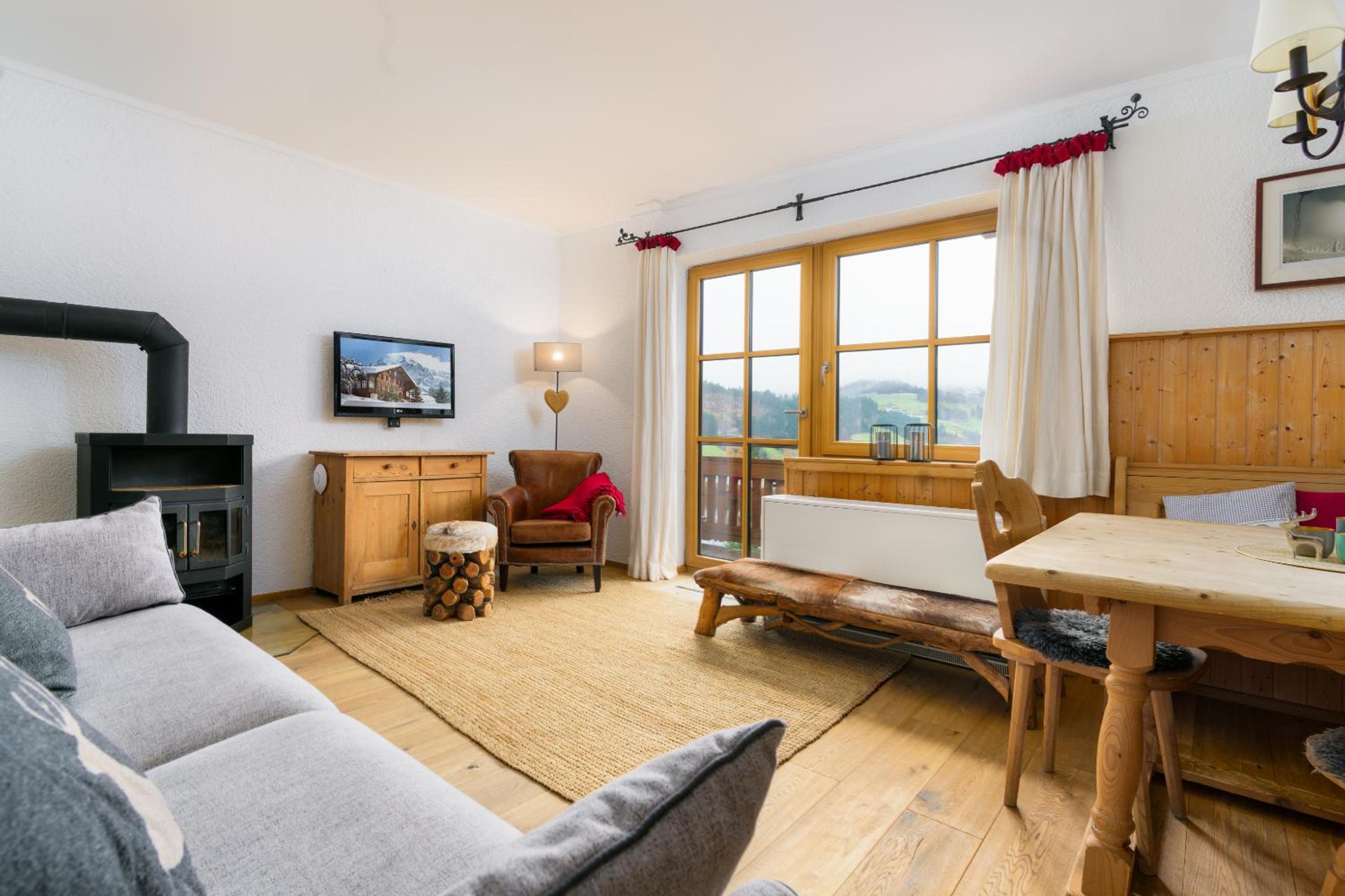 Ski-in & Ski-out out Chalet Maria with amazing mountain view