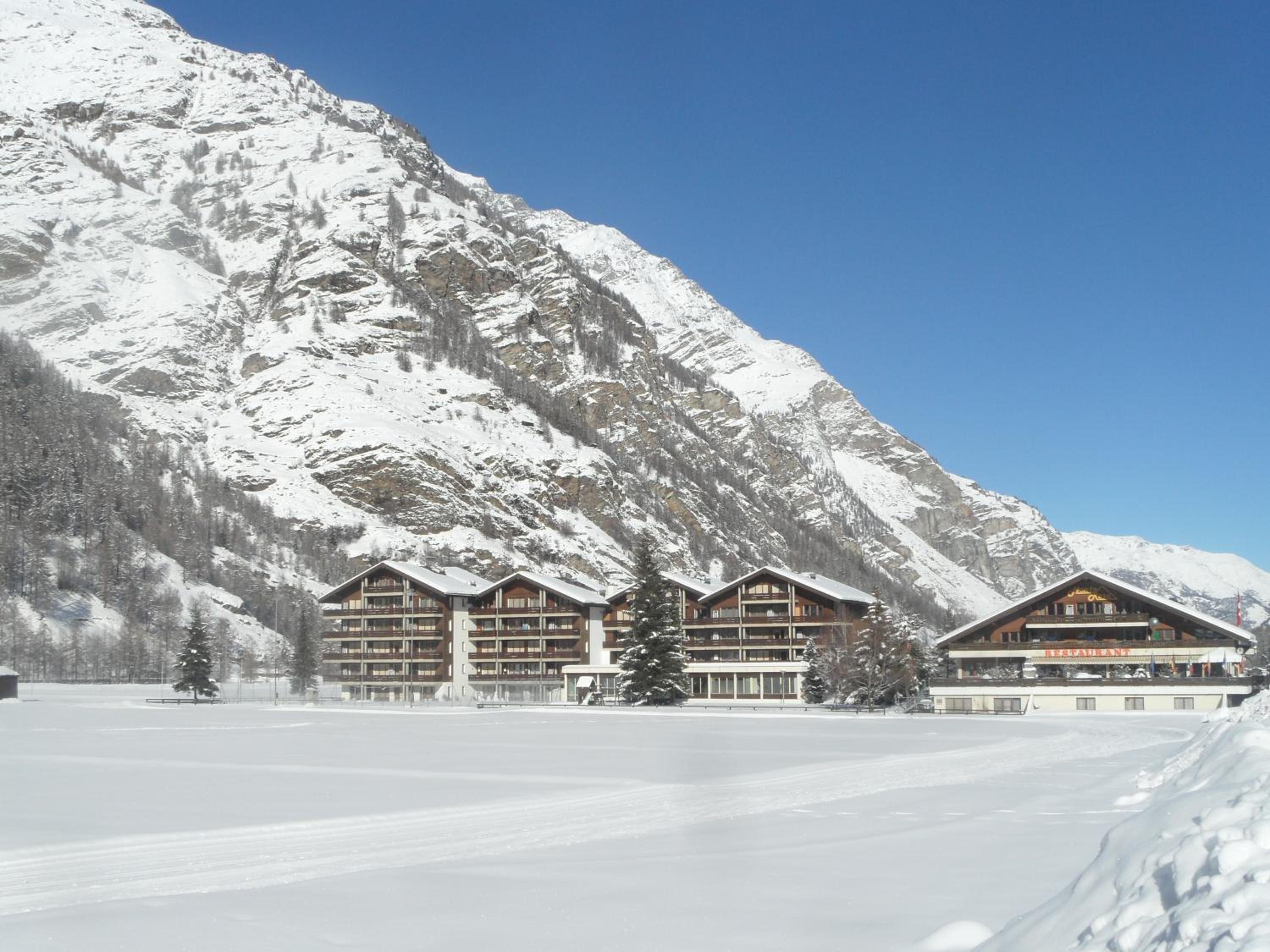 Monte Rosa Apartments Täsch