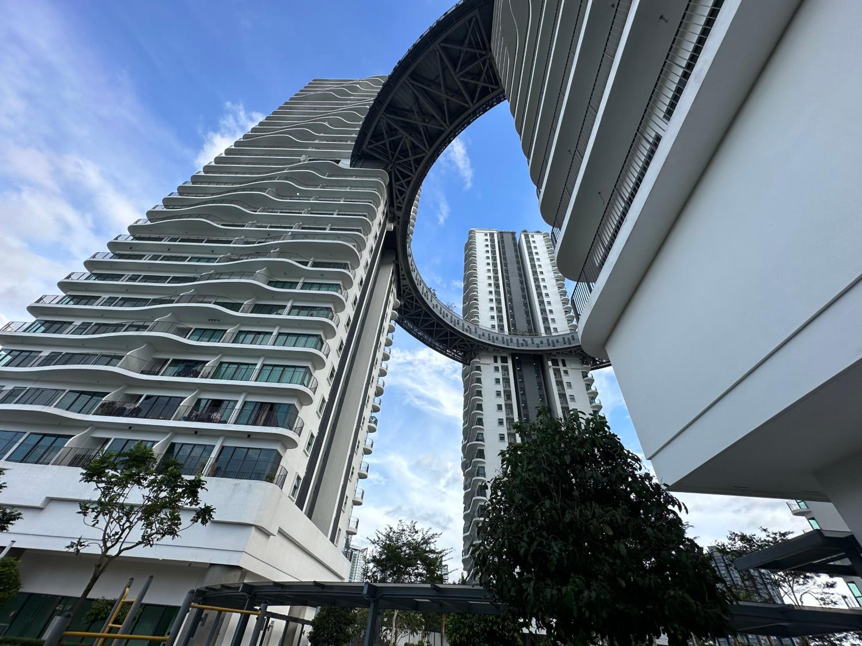 Datum Jelatek Sky Resident KLCC by Deen