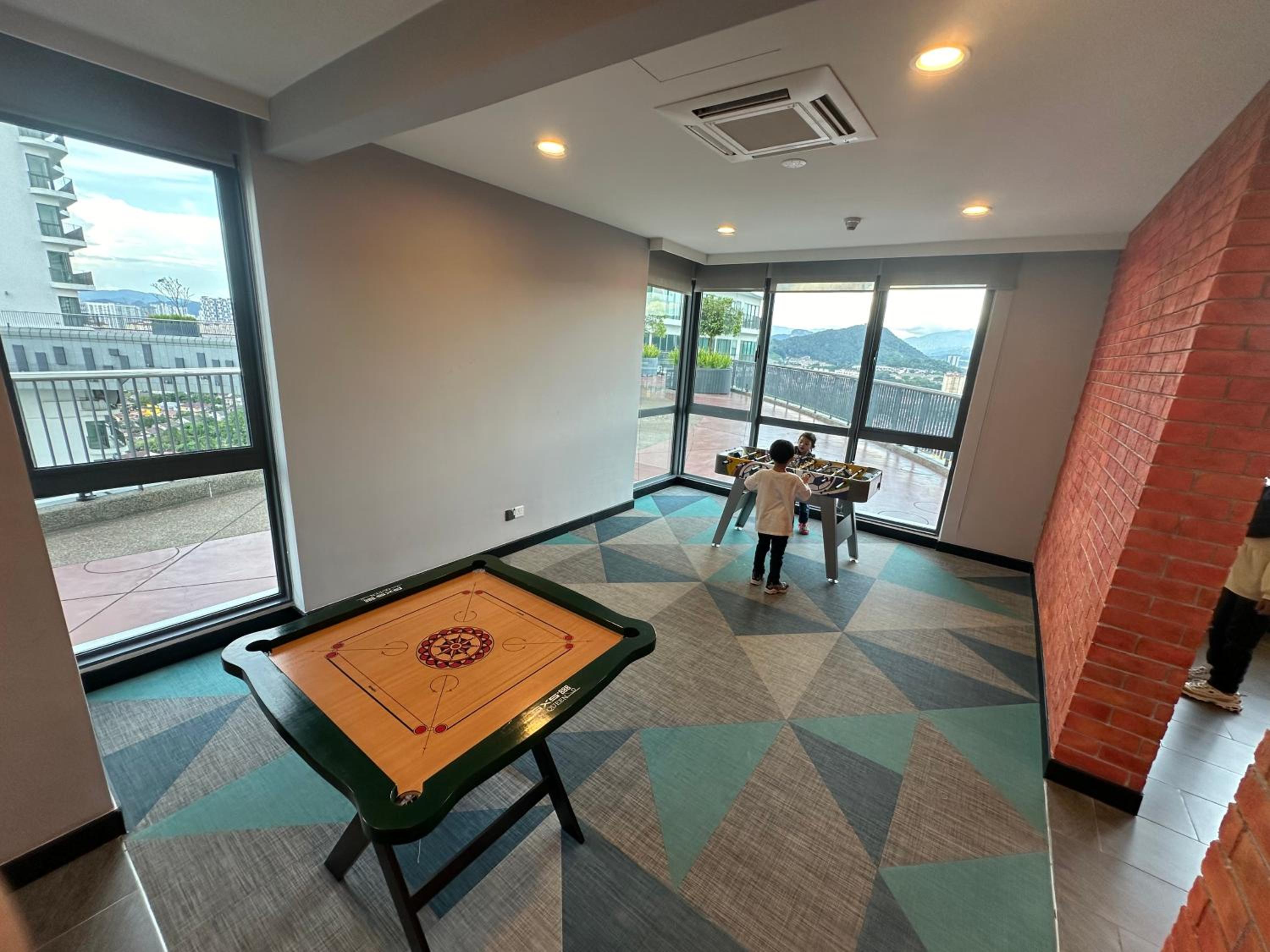 Datum Jelatek Sky Resident KLCC by Deen