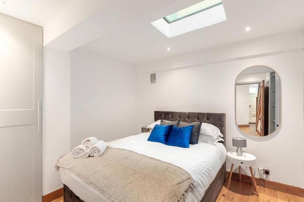 Exceptional Mews House in Chelsea