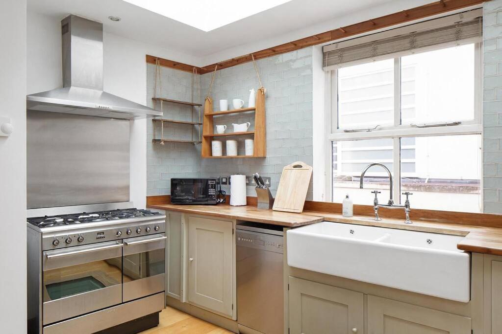 Exceptional Mews House in Chelsea