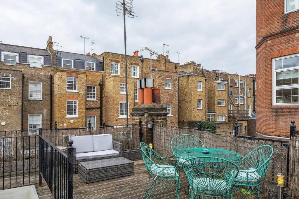 Exceptional Mews House in Chelsea