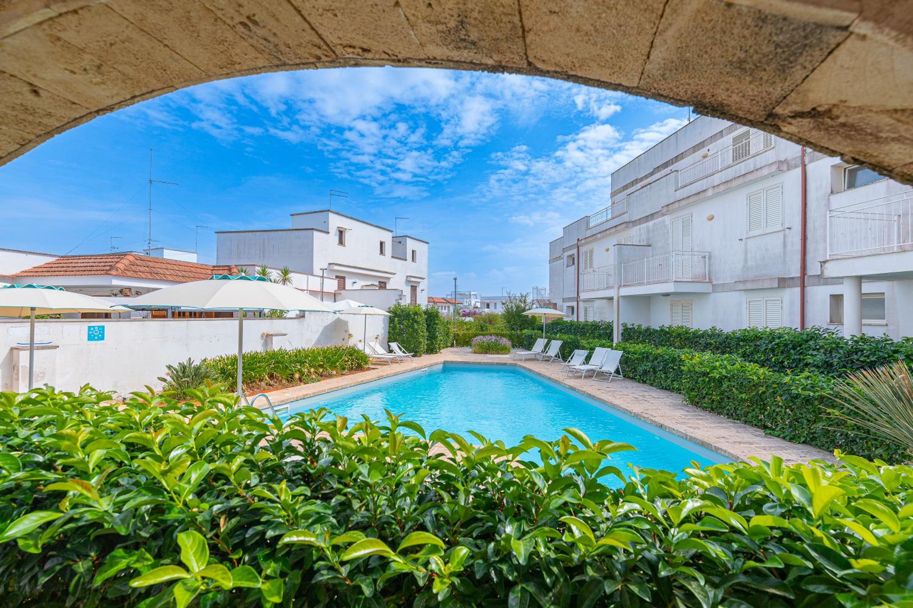 swimming pool