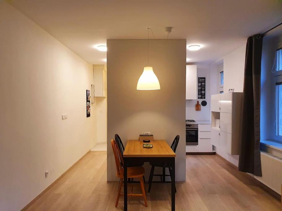 Lovely & unique apt in the historic center. view 5
