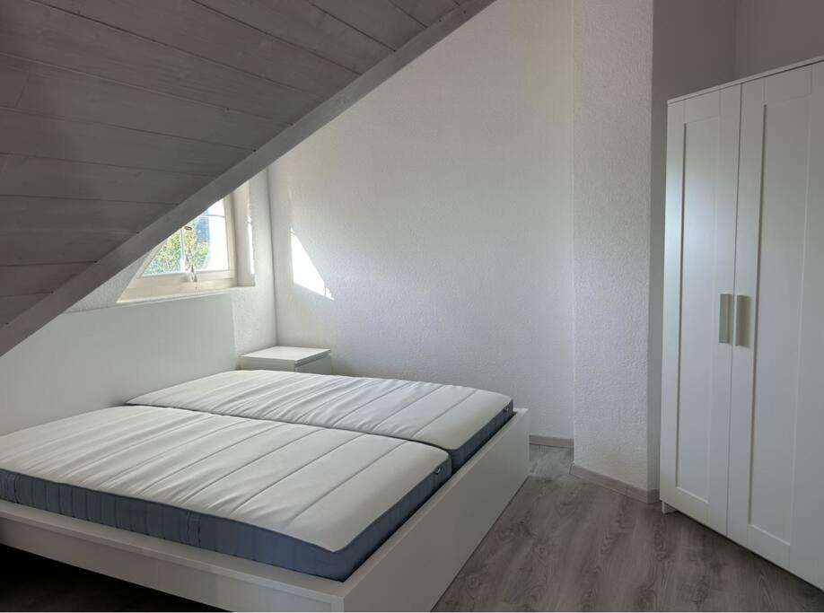 Dachwhg an schöner Aussichtslage