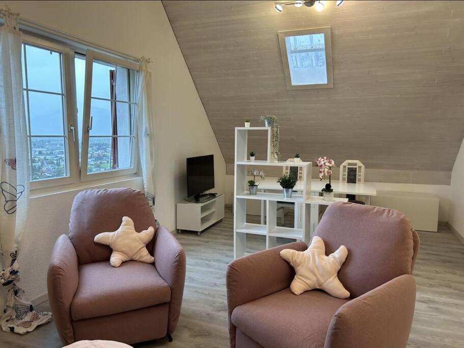 Dachwhg an schöner Aussichtslage
