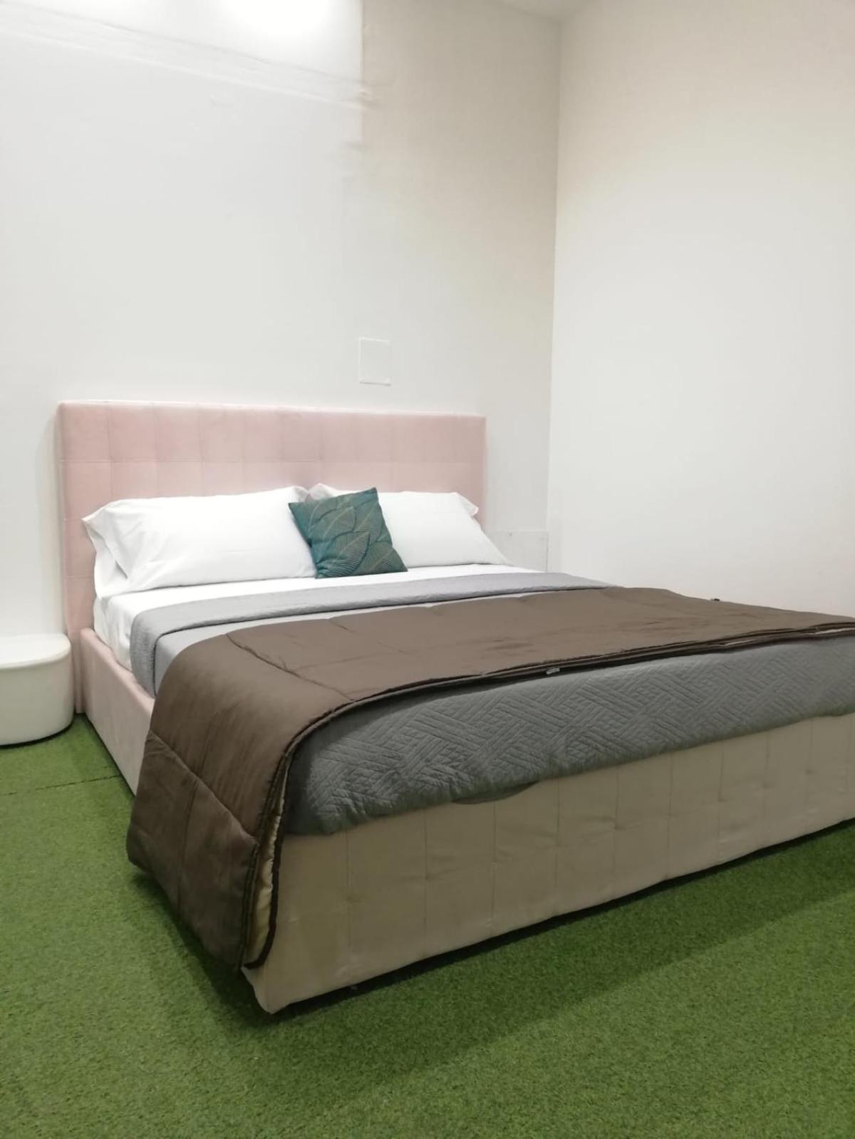 Mayfair Lifestyle Suites by Babylon Stay