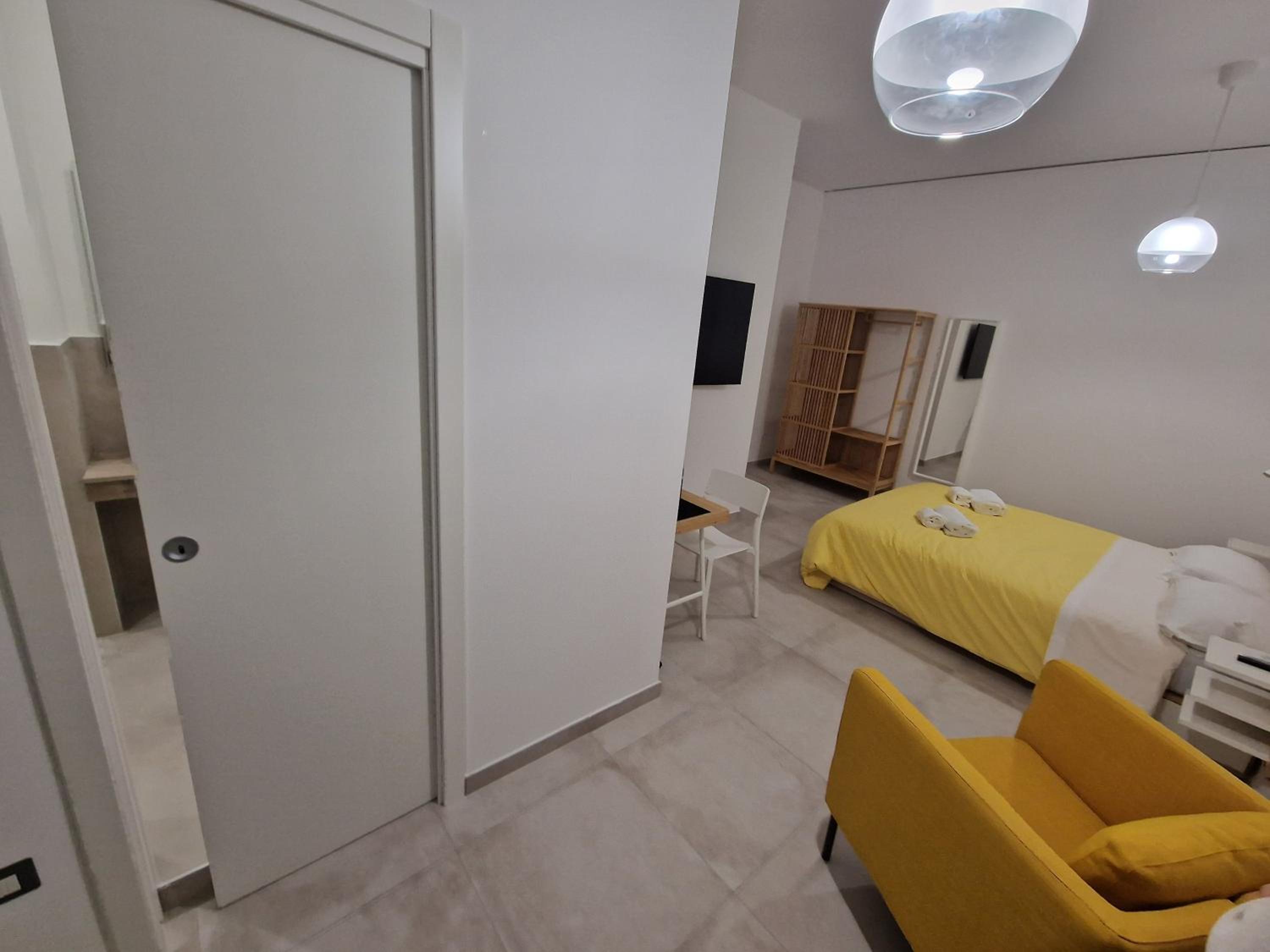 Neapolitan Skyscraper Suites