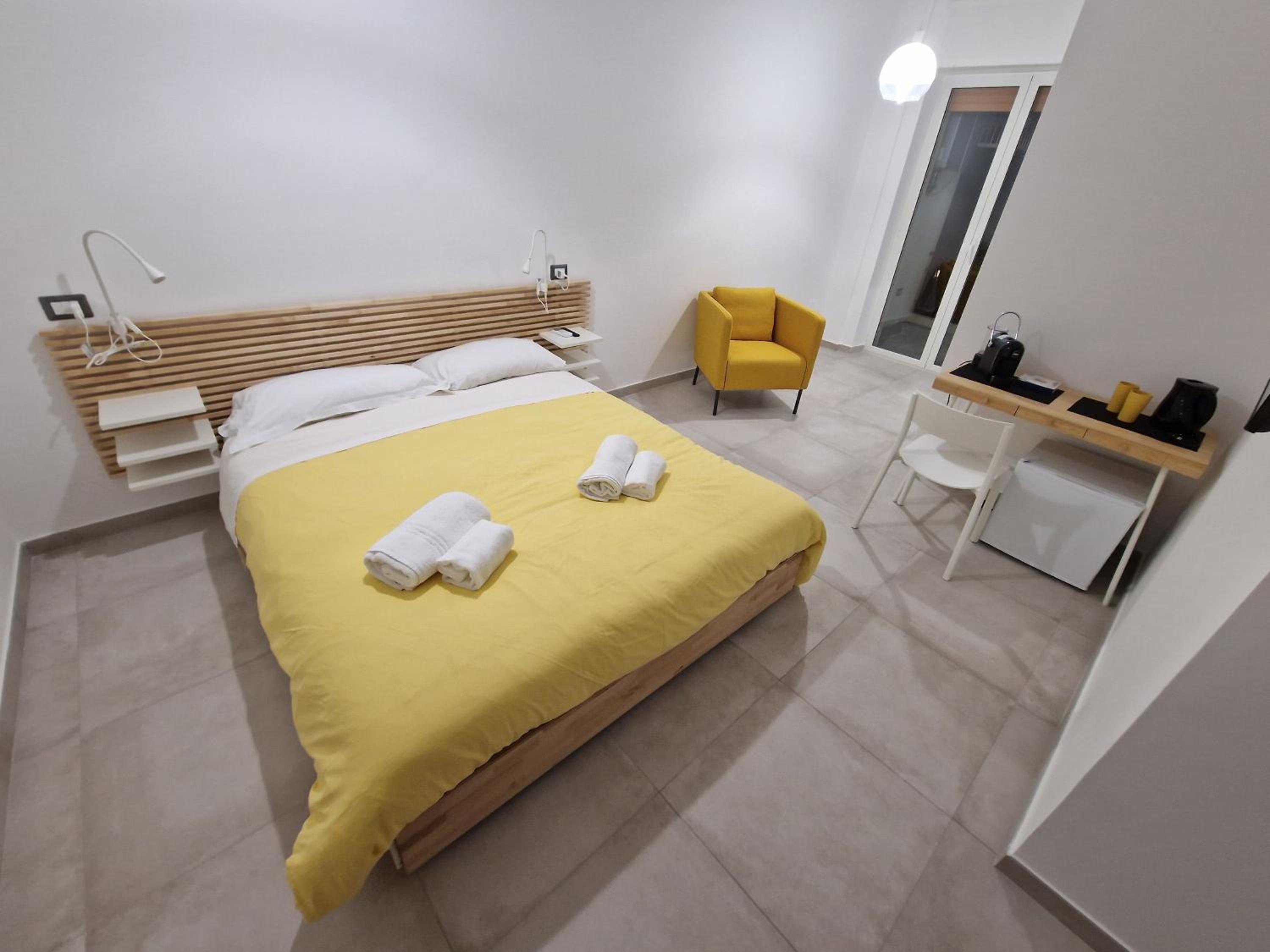Neapolitan Skyscraper Suites