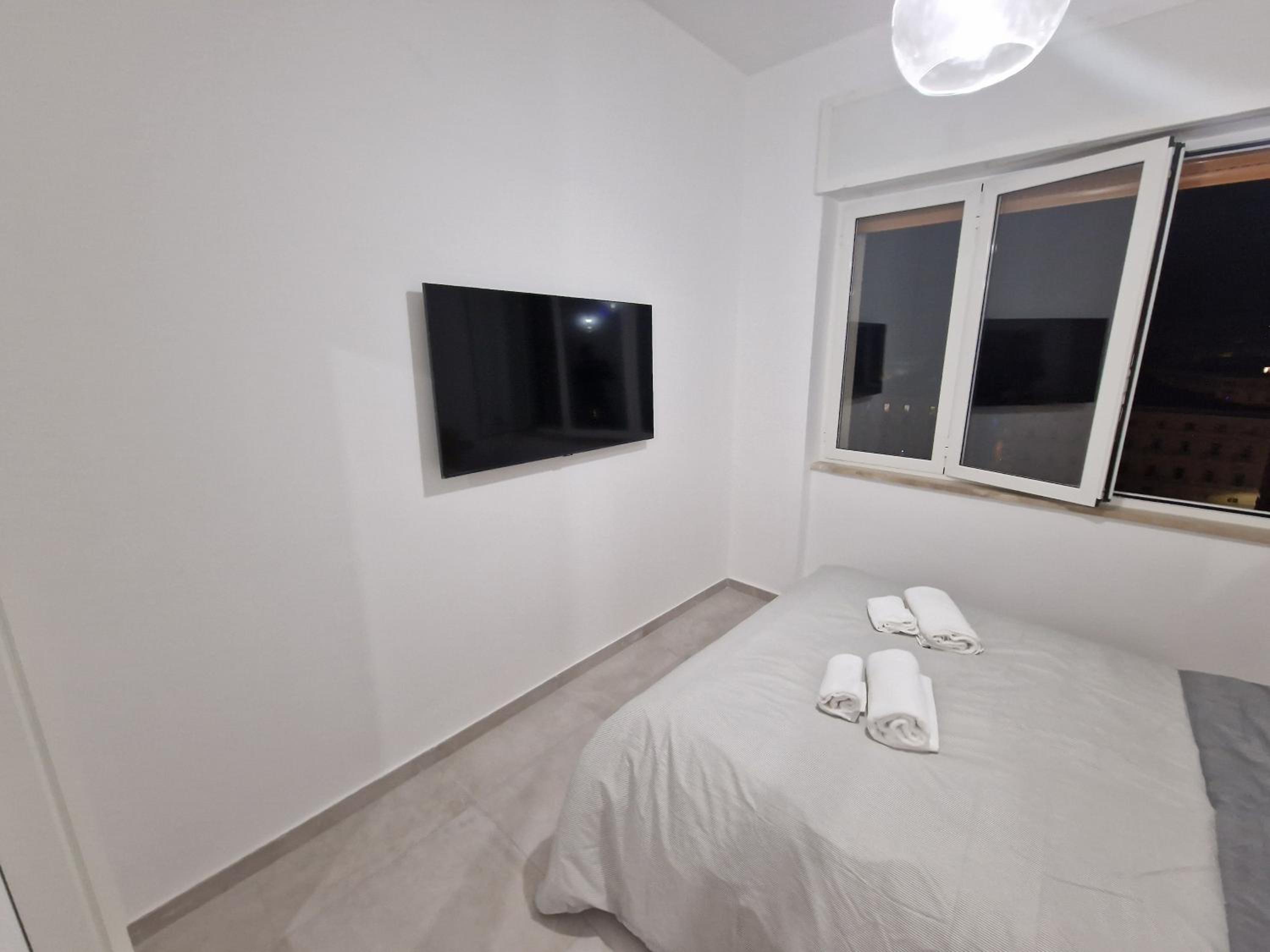Neapolitan Skyscraper Suites