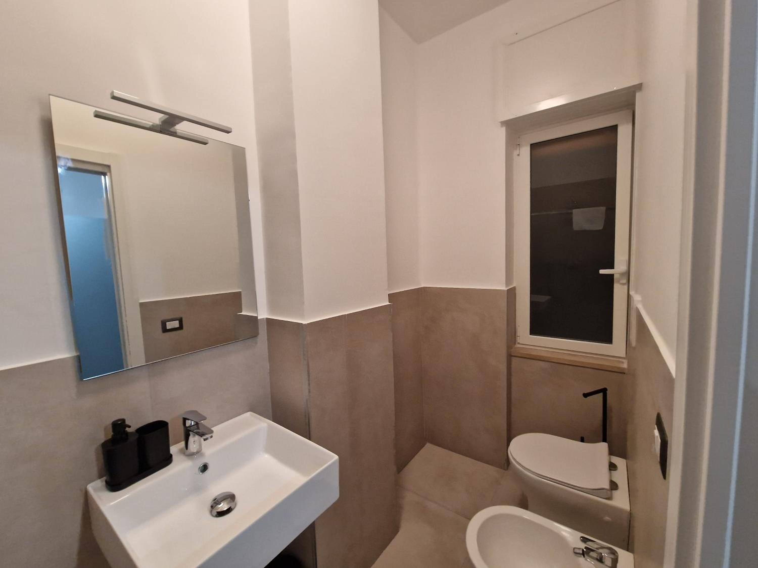 Neapolitan Skyscraper Suites