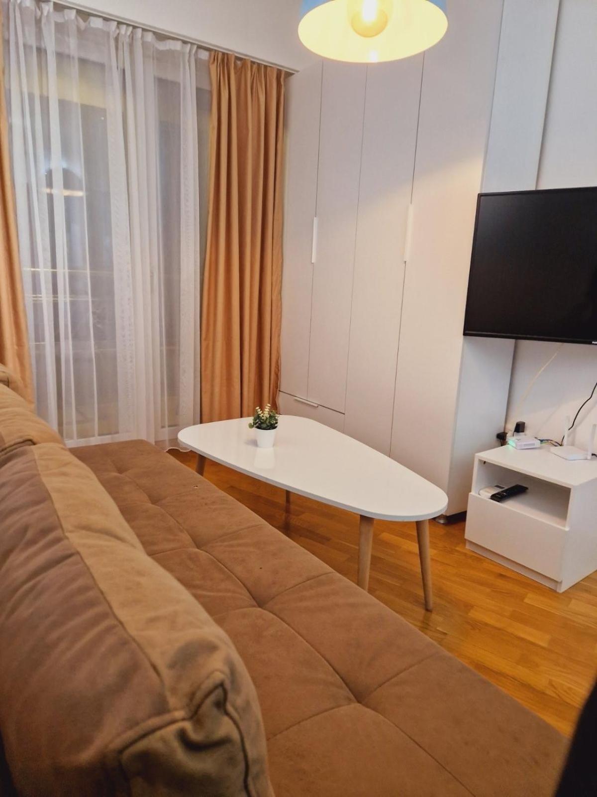 Kamche apartment