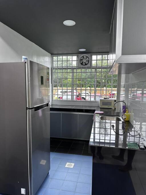 Swimming pool condo near beach, 2 bedrooms aircon