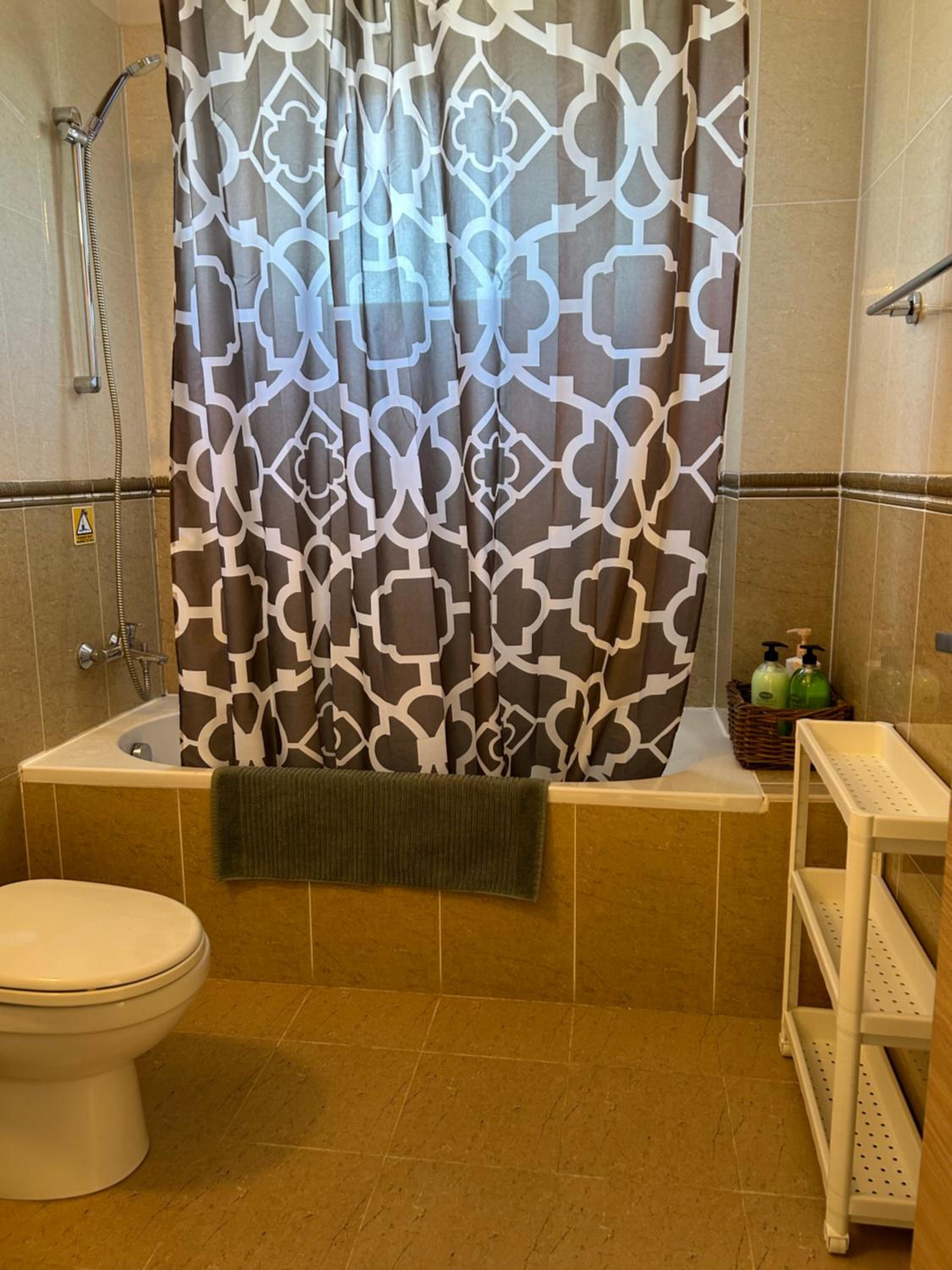 Nissi Elena - Shell Haven Apt