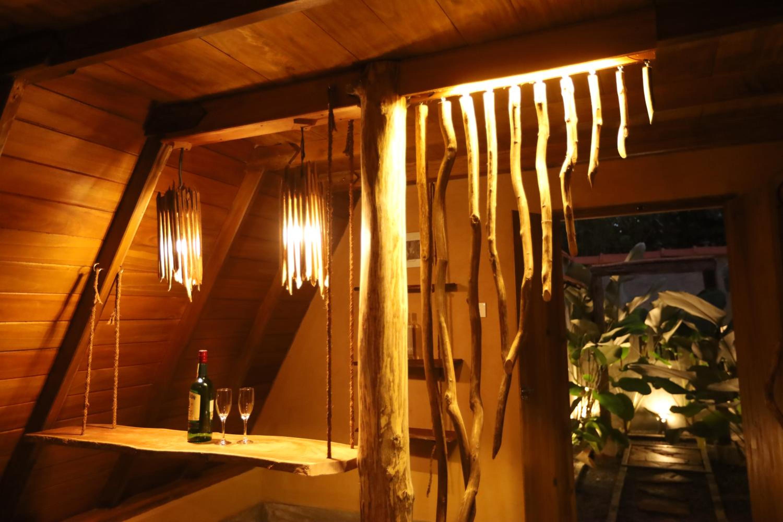 Cinnamon Paradise Nature Room