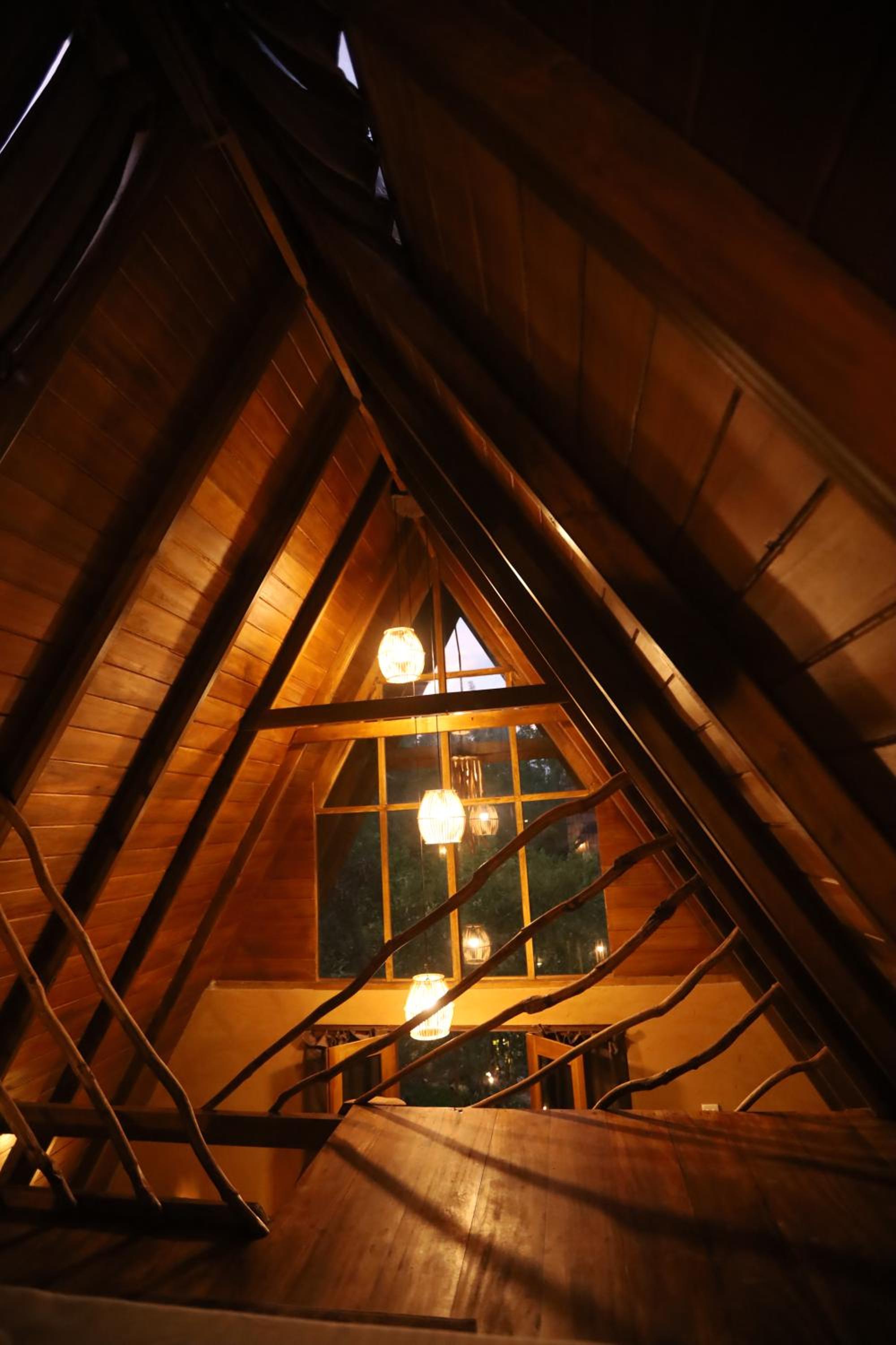 Cinnamon Paradise Nature Room