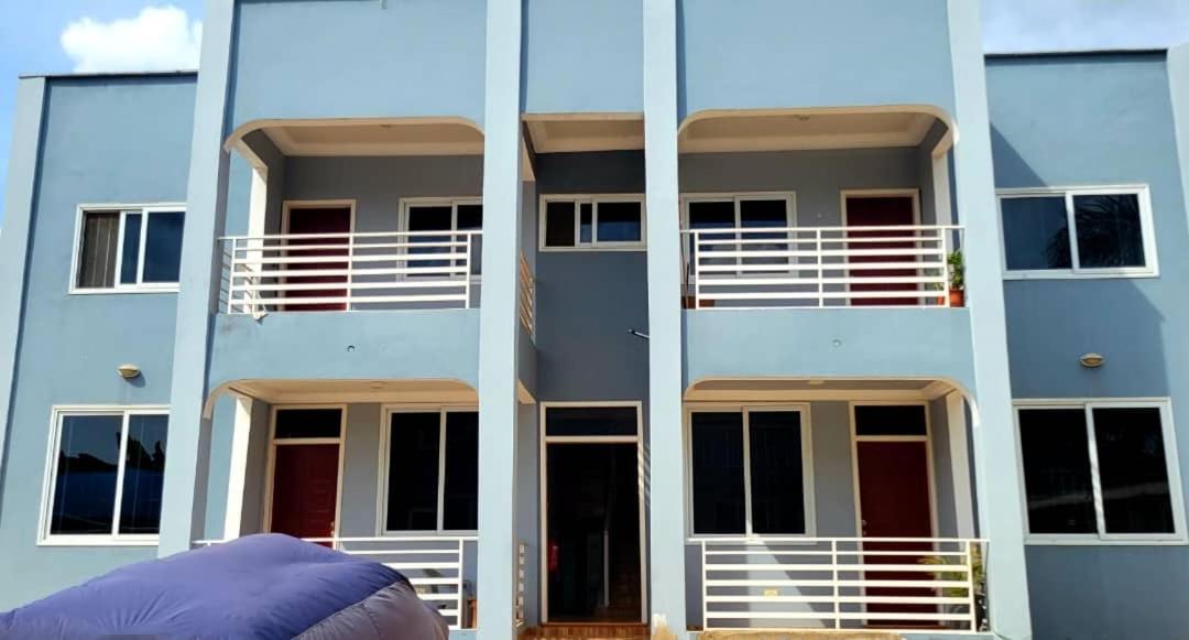 Truth Avenue Apartments view 2